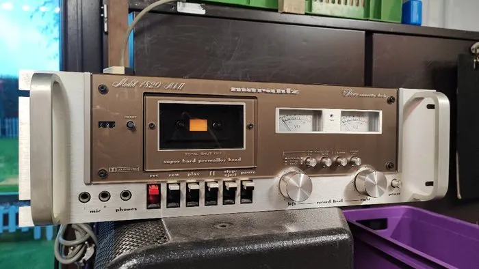 Kit De Courroies THAKKER Pour Lecteur Cassette Marantz 1820 MKII - 1 Courroie Plate 2 Courroies Carrées Courroie Lecteur Cassette Marantz Kit De Courroies THAKKER Pour Lecteur Cassette Marantz 1820 MKII - 1 Courroie Plate 2 Courroies Carrées Courroie Lecteur Cassette Marantz