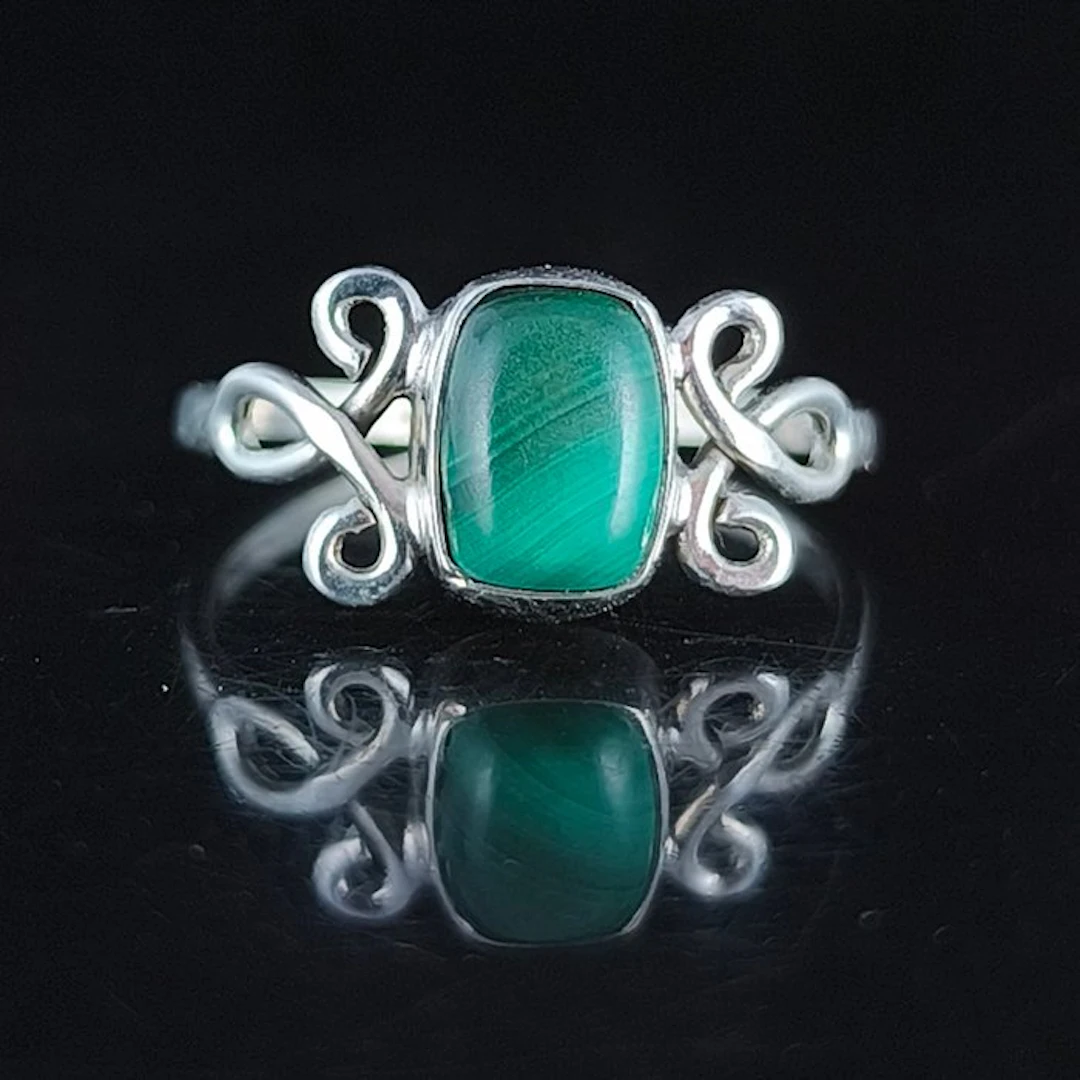 Malachite Jewellery- 1.68 g