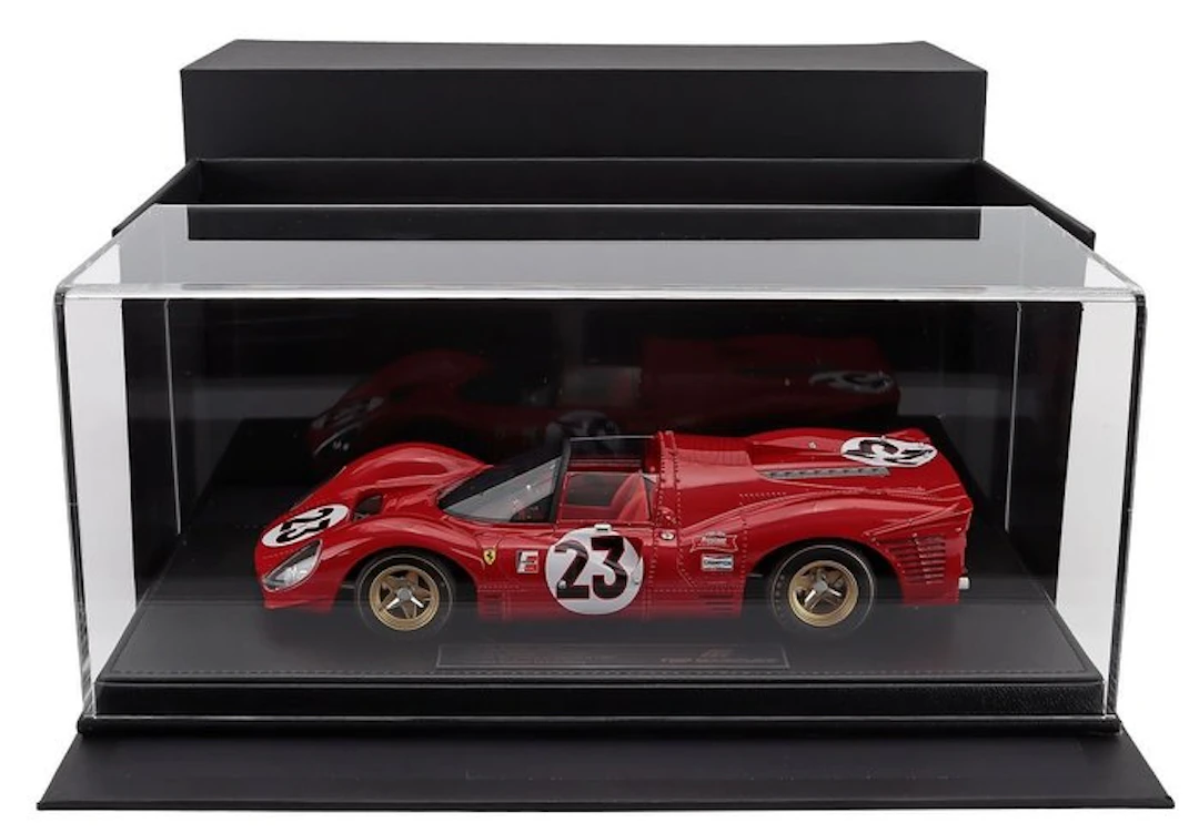 Top Marques 1:18 - Model sports car - Ferrari 330 P4...