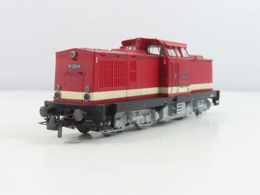 Roco H0 - 62815 - Diesel locomotive (1) - BR 110 - DR (DDR)