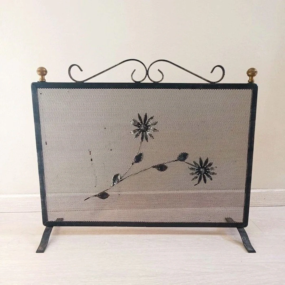 Fireplace accessory - Iron - iron spark screen