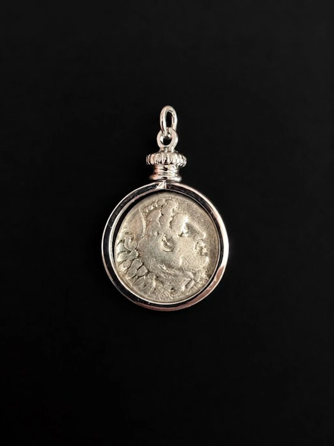 Ancient Greek Pendant in silver metal and coin in silver
