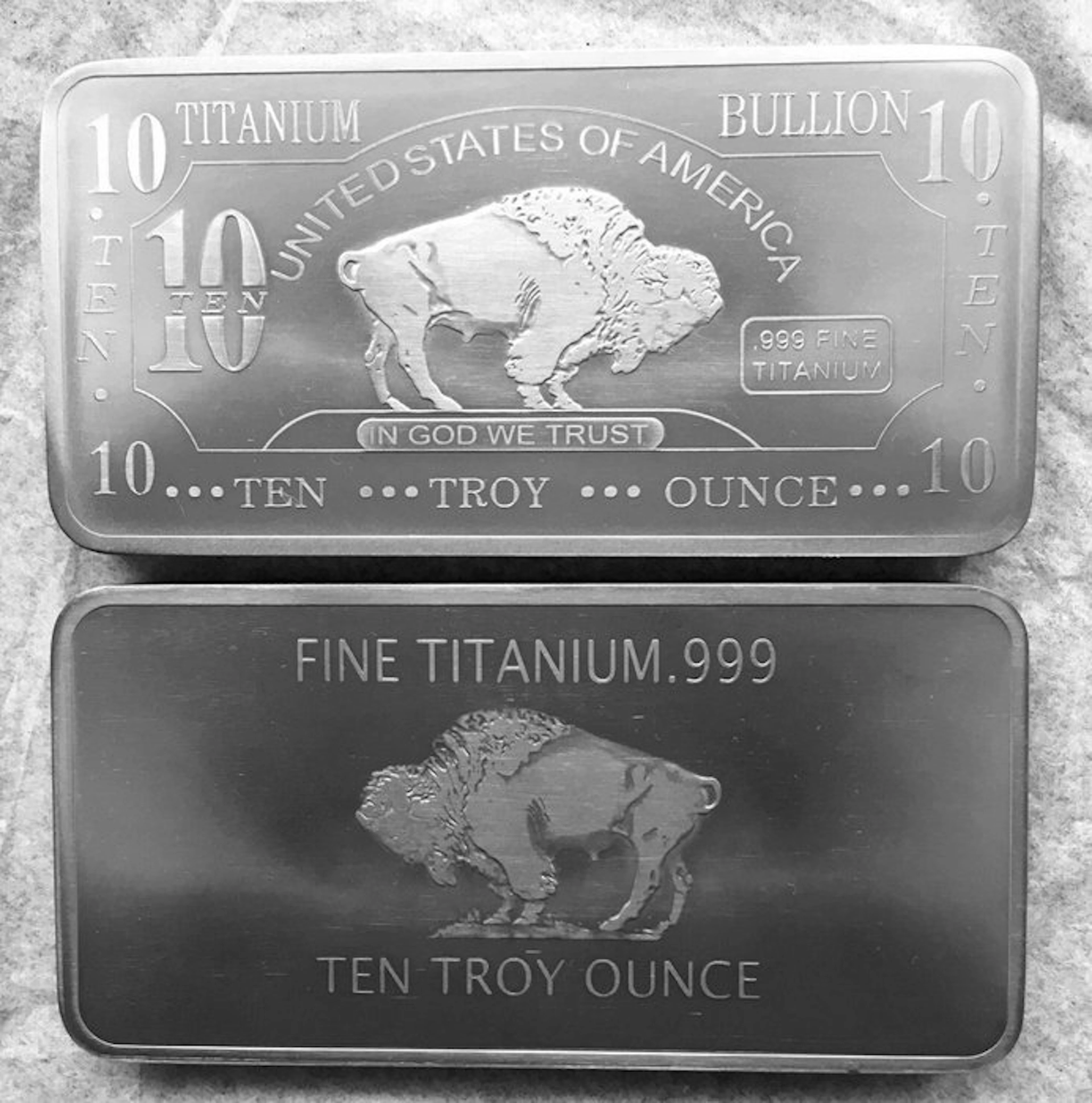 World. 10 oz American Buffalo - 999 Titan (No reserve price)