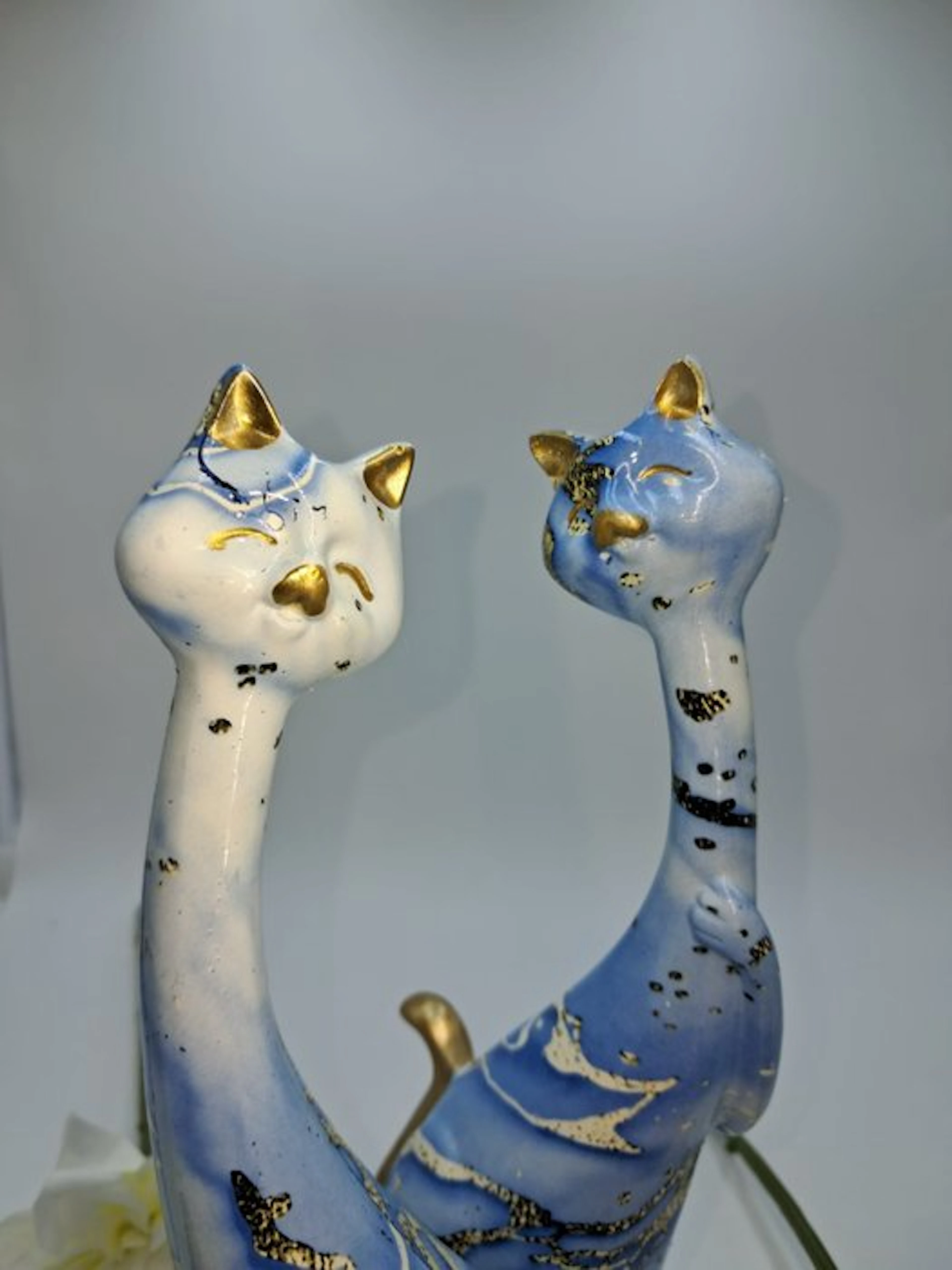 Statue, Coppia di Gatti XL Decorativi in Resina Effetto Ceramica – Azzurro