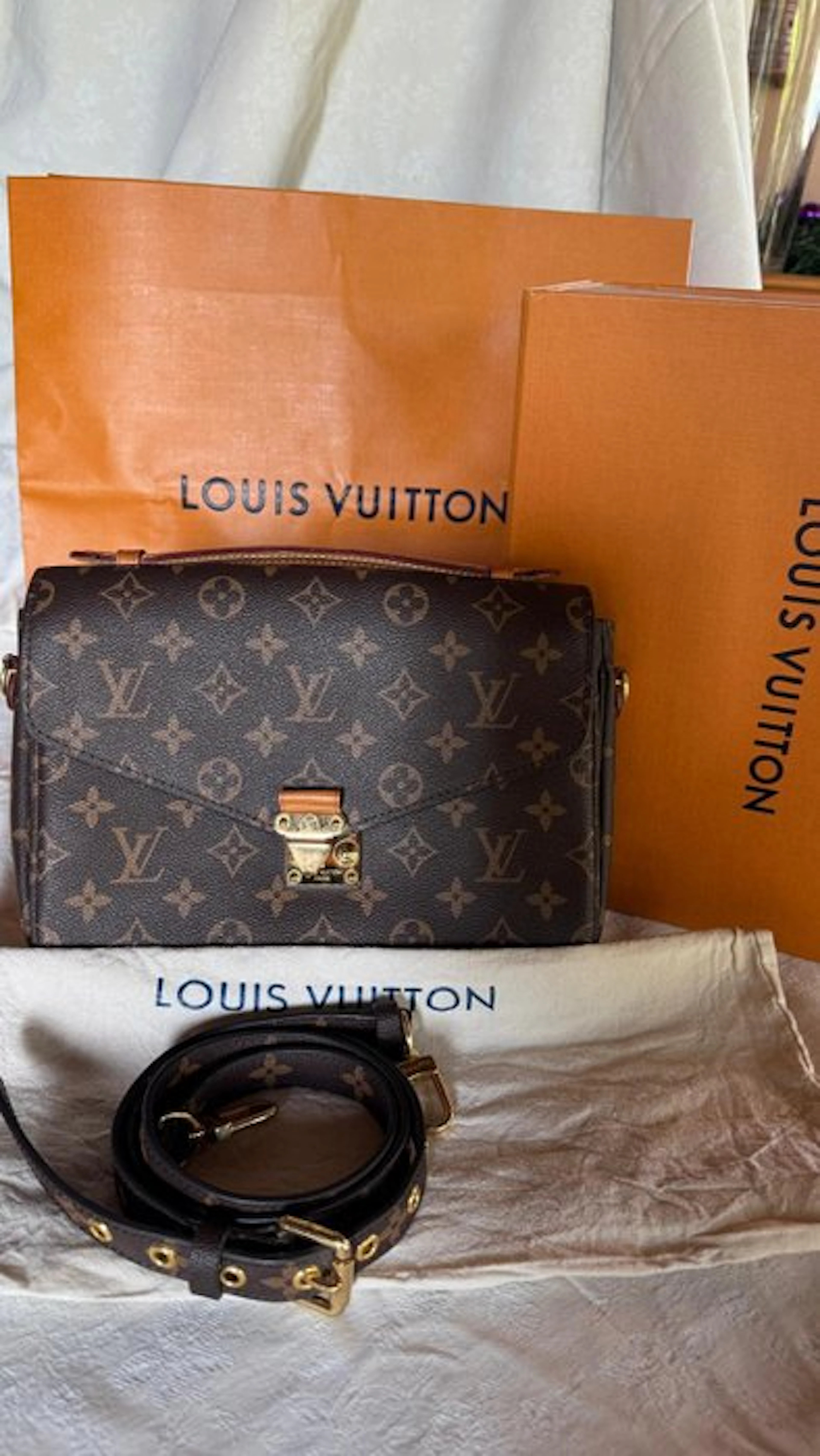 Louis Vuitton - Metis - Crossbody bag