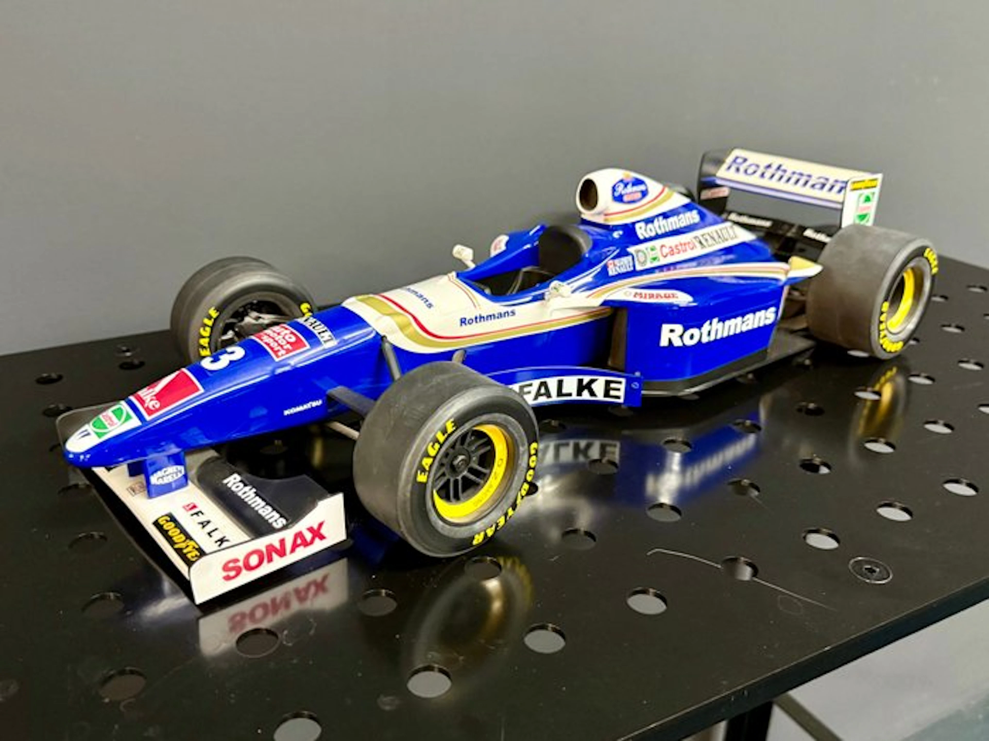 Paul`s Model Art 1:8 - Model car - Williams Renault FW 19 - Formula 1