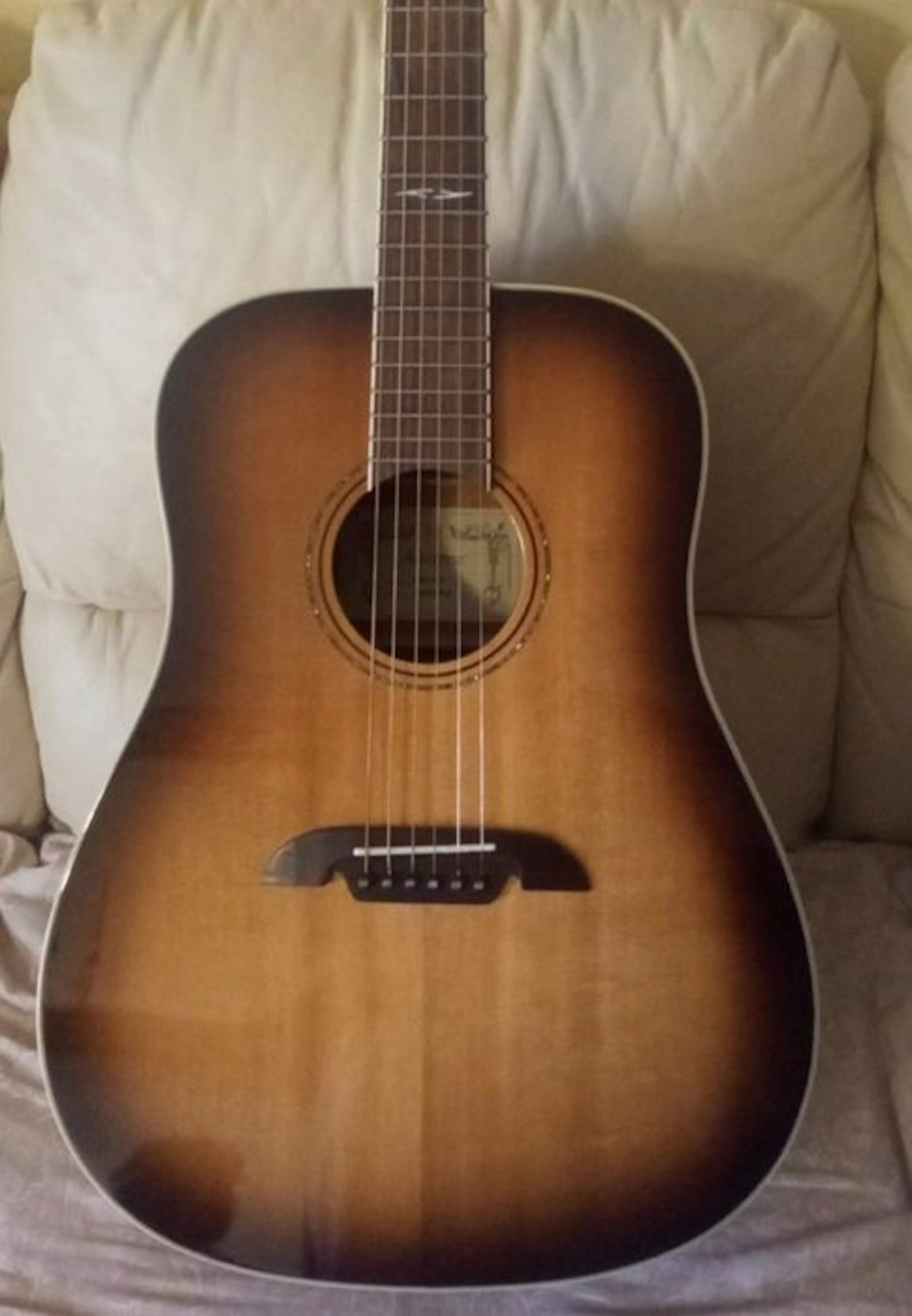 Alvarez - AD 60E48SHB - - Electro-acoustic guitar