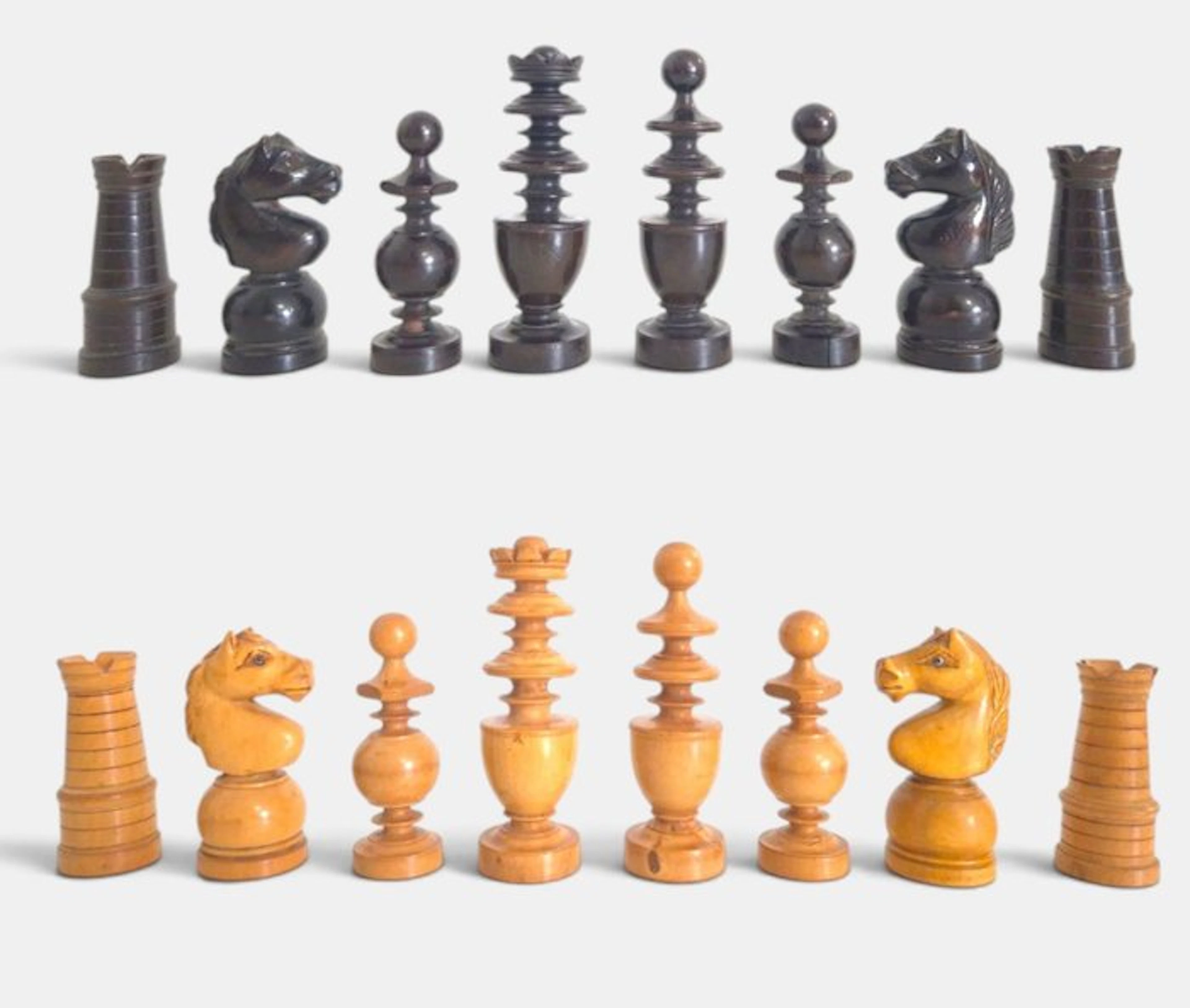 Chess set - Cavaliers Dodu - 19ème siècle - Buis