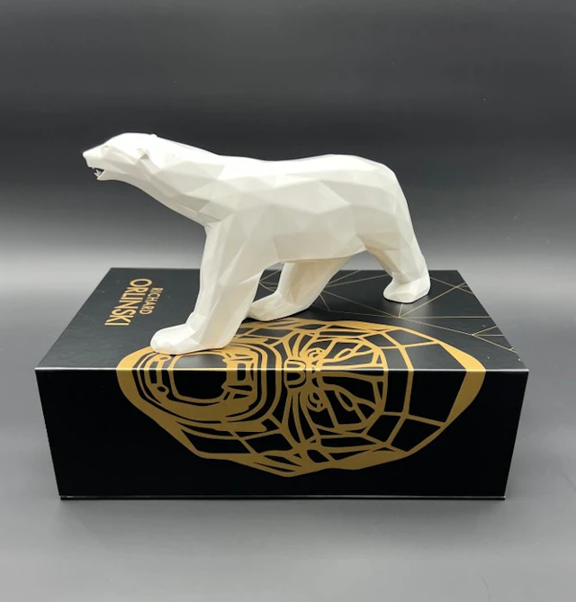 Richard Orlinski (1966) - ***Polar Bear in Luxury Gift Box***