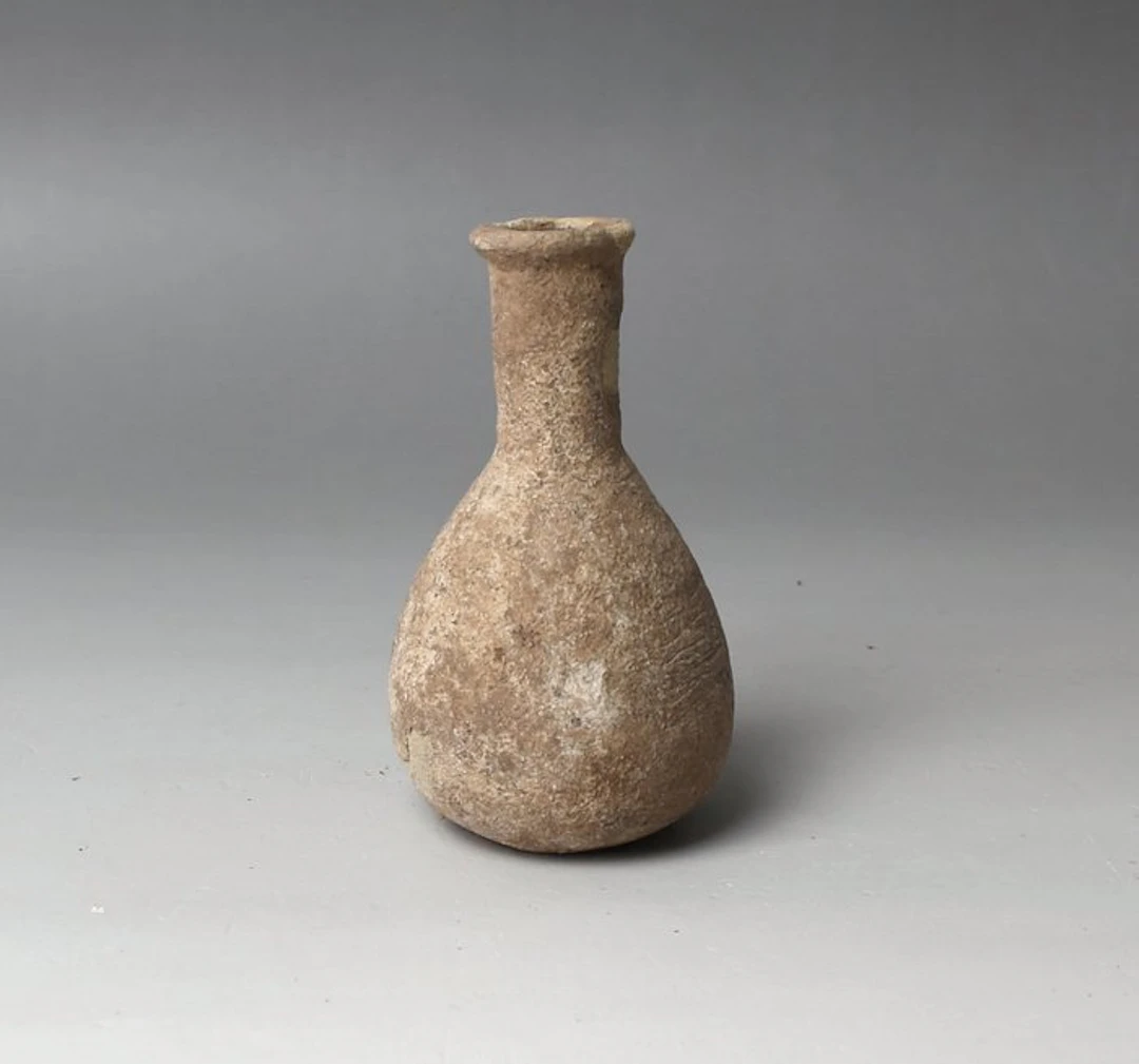 Ancient Greek Pottery Unguentarium (No reserve price)