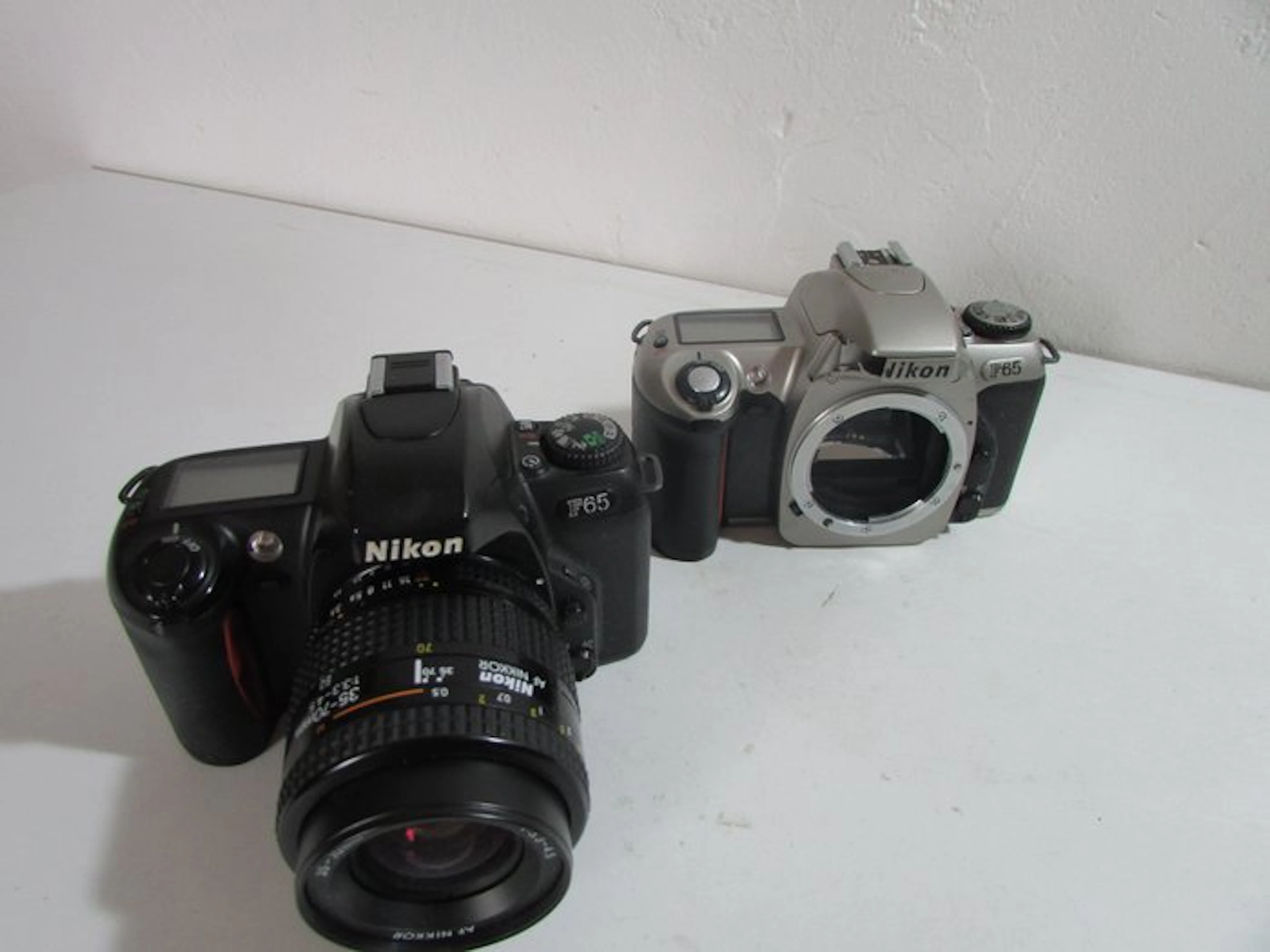 Nikon F65 (Black & Silver Chassis) - AF Nikkor 35-70mm...