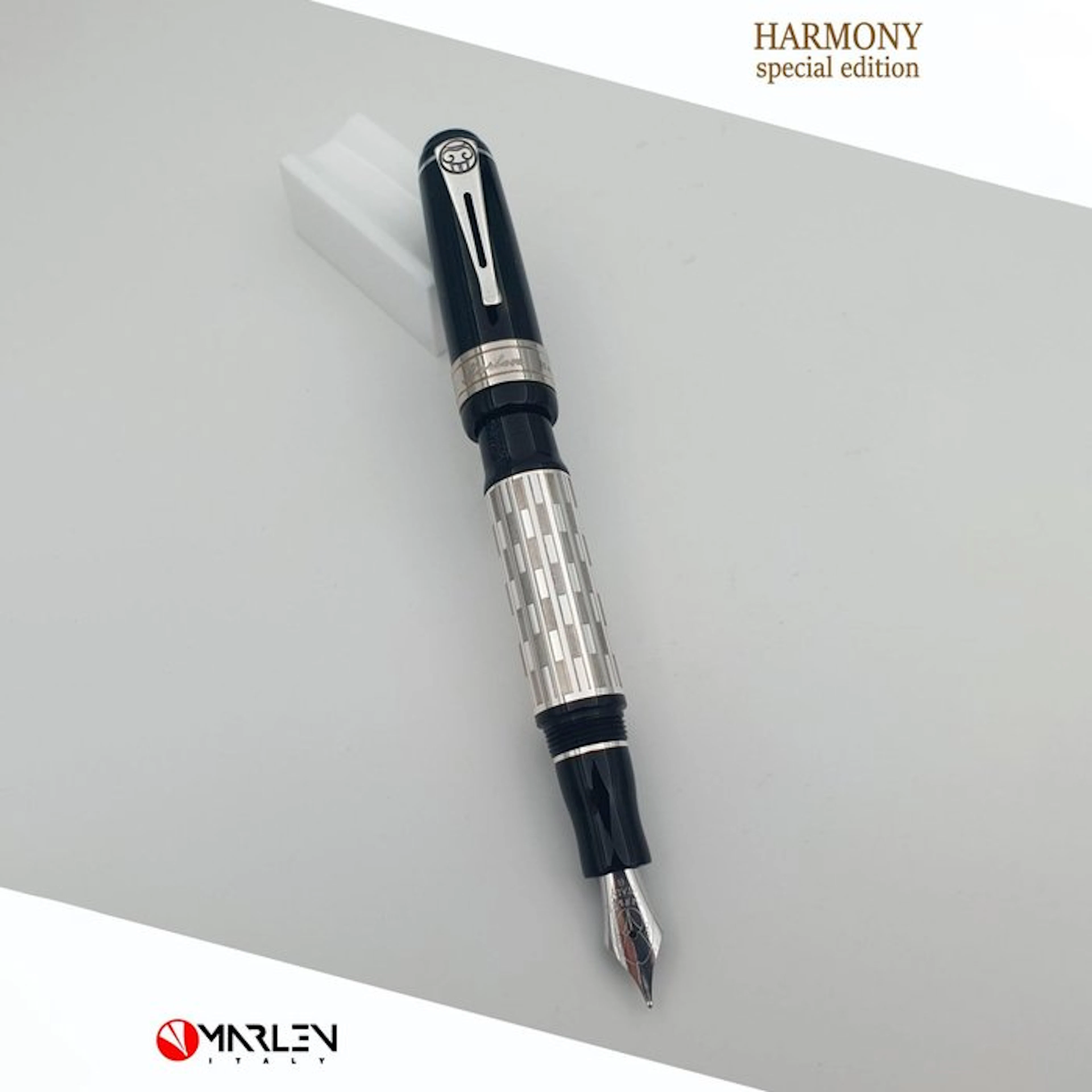Marlen - Harmony Nera | Edizione speciale in Resina...