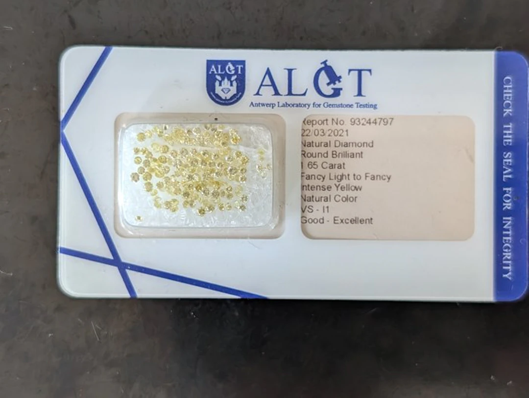 149 pcs Diamond (Natural) - 1.65 ct - Round - VS1