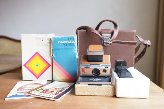 Polaroid SX-70 Land Camera flash and accessories