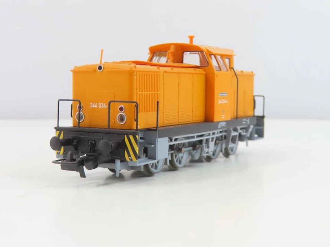 Piko H0 - 59320 - Diesel locomotive (1) - BR 344 - DR (DDR)