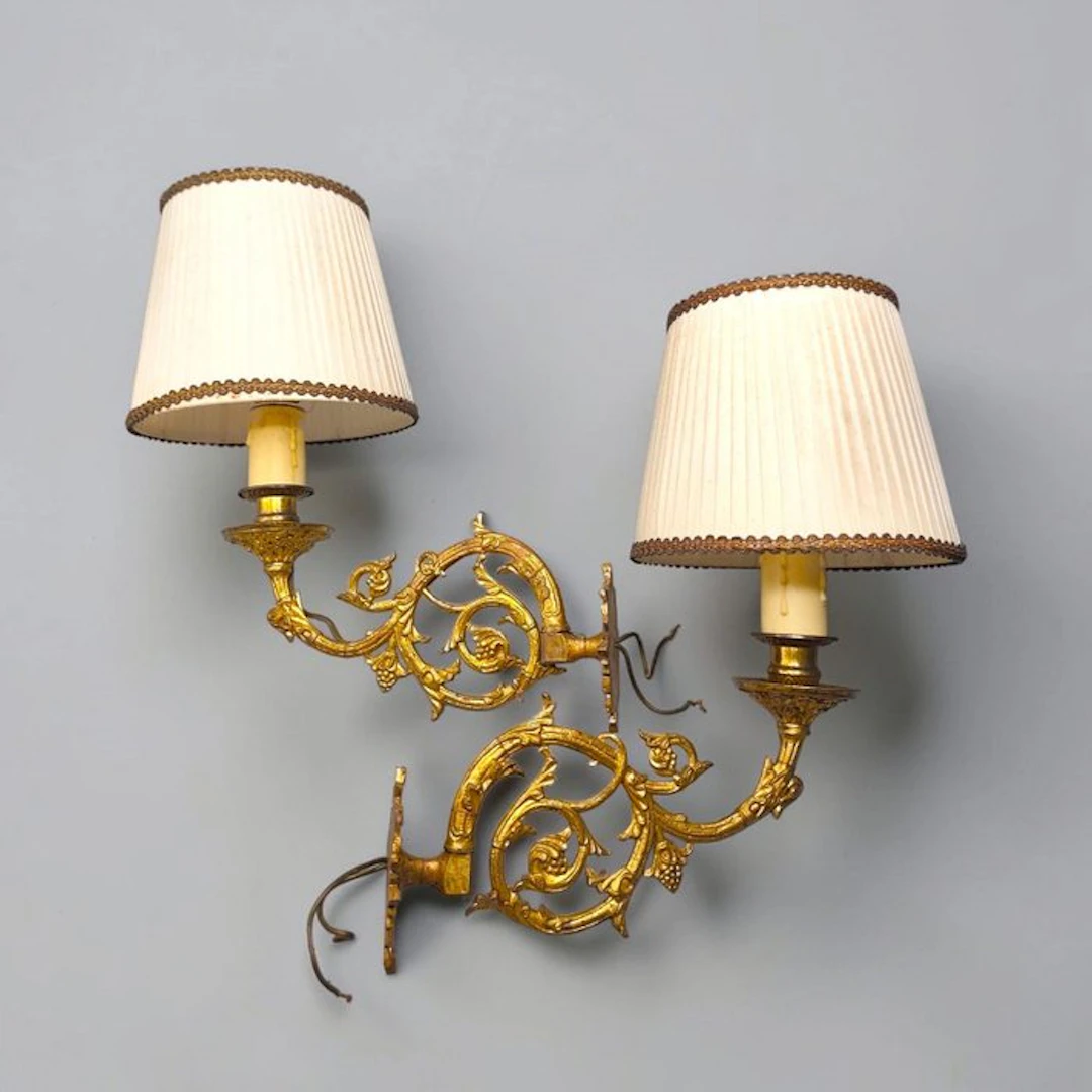French Art Nouveau - Wall sconce - Bronze