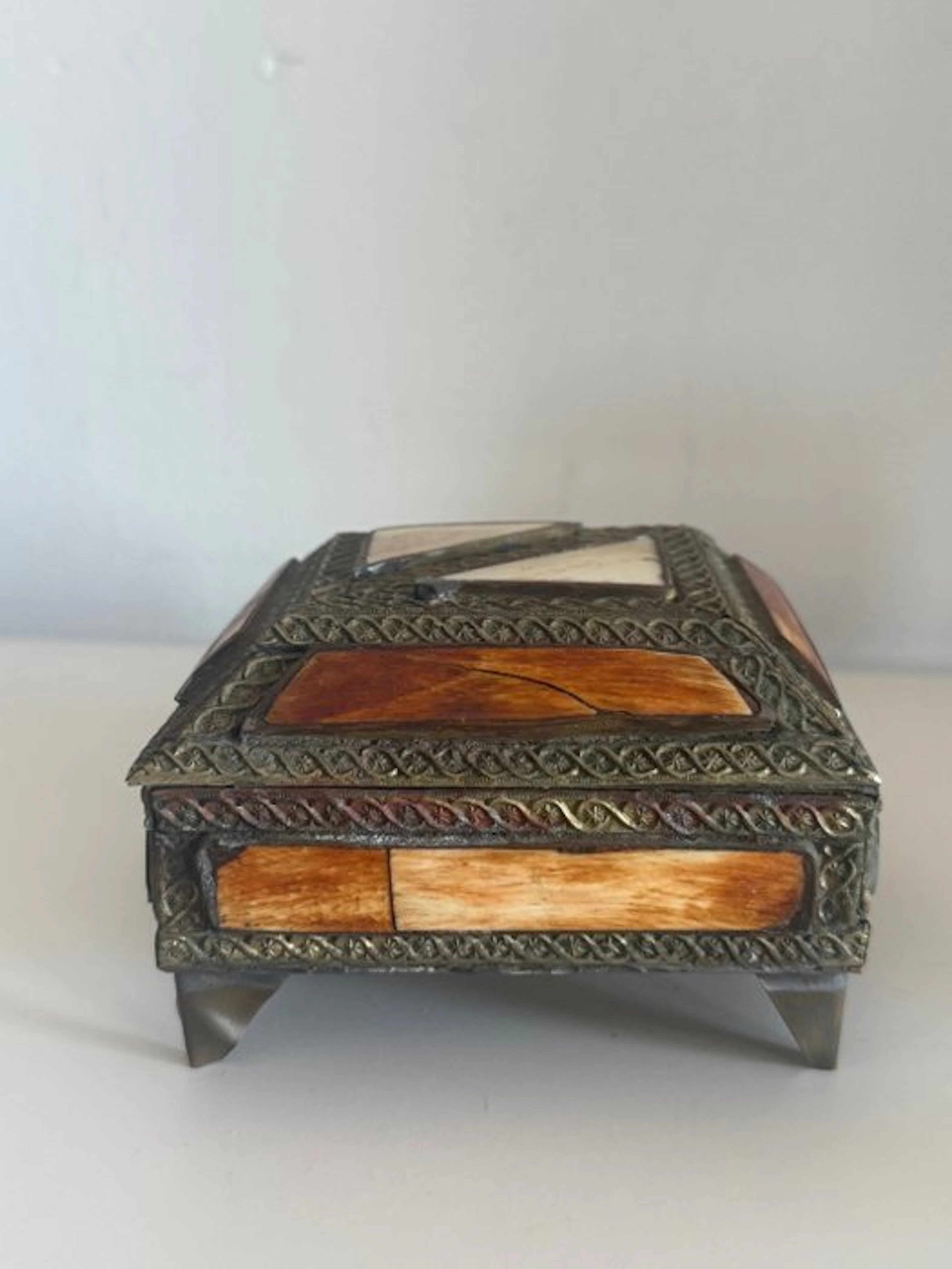 Jewellery box - Brass