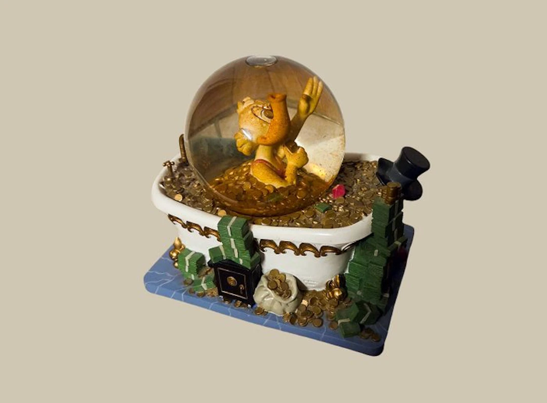 Figurine - Walt Disney Scrooge McDuck Coin Bathtub Money...