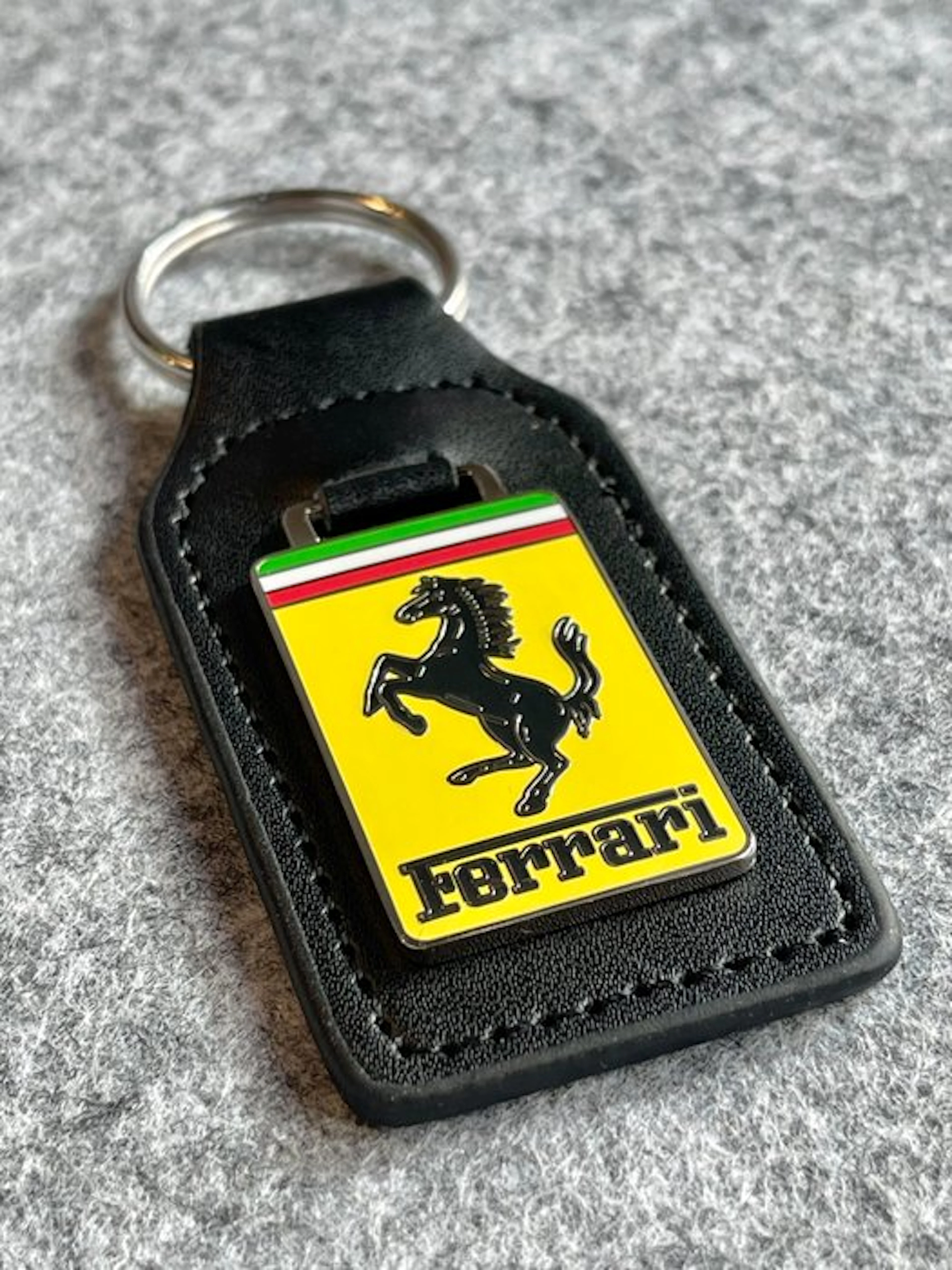 Ferrari Old Timer - Key chain