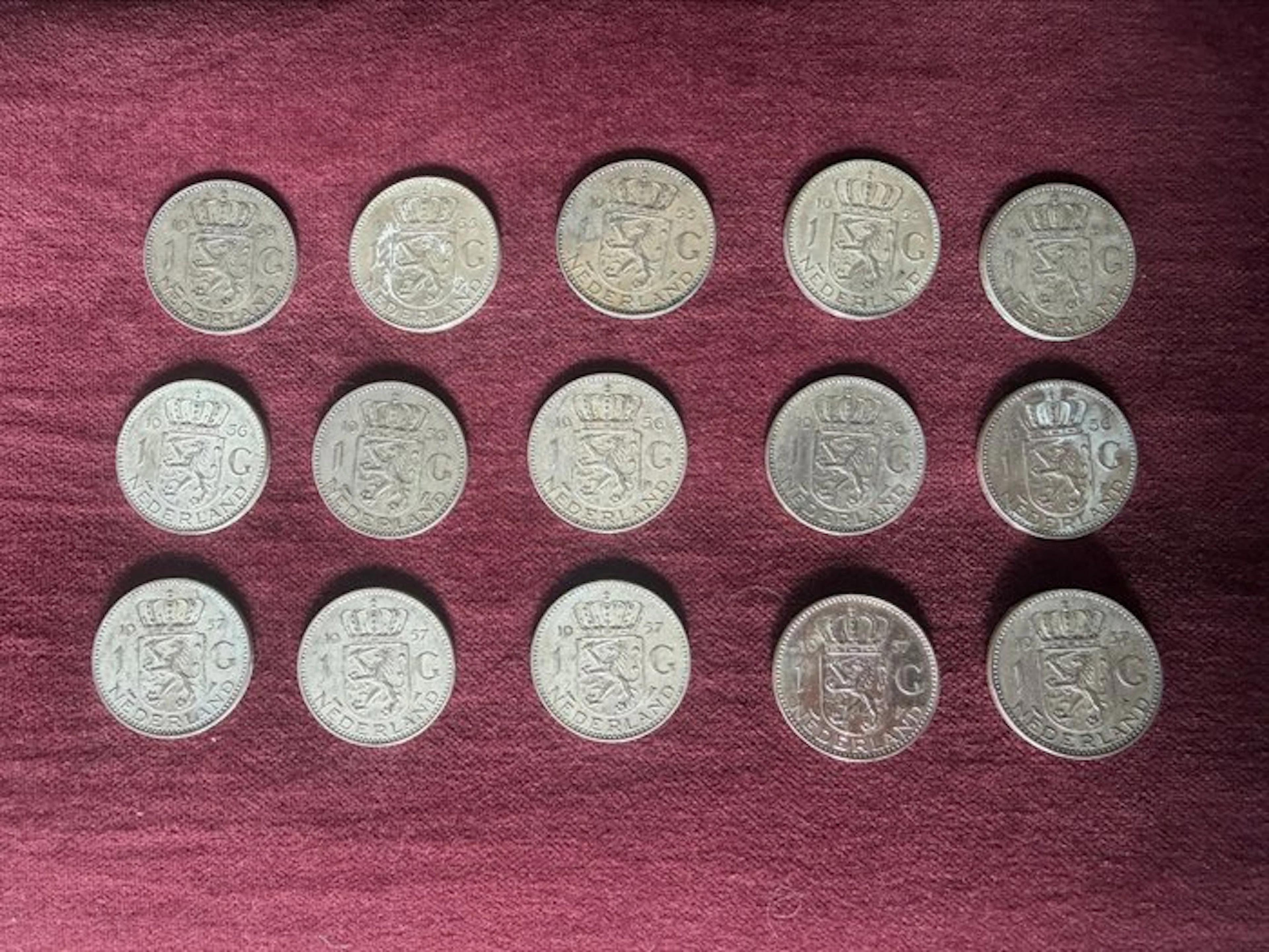 Netherlands. Juliana. 1 Gulden 1955, 1956, 1957 (15 stuks) (No reserve price)
