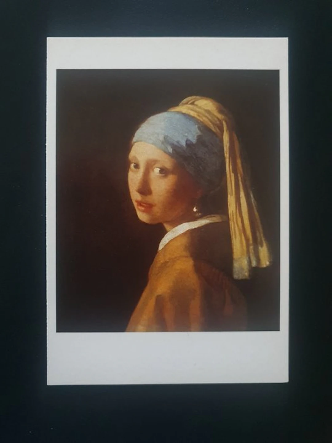 International - Art unused