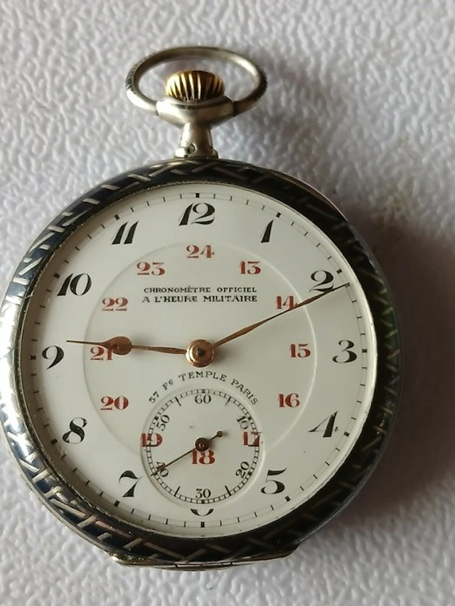 --CHROMETRE OFFICIEL A L,HEURE MILITAIRE-- - 1900-1949