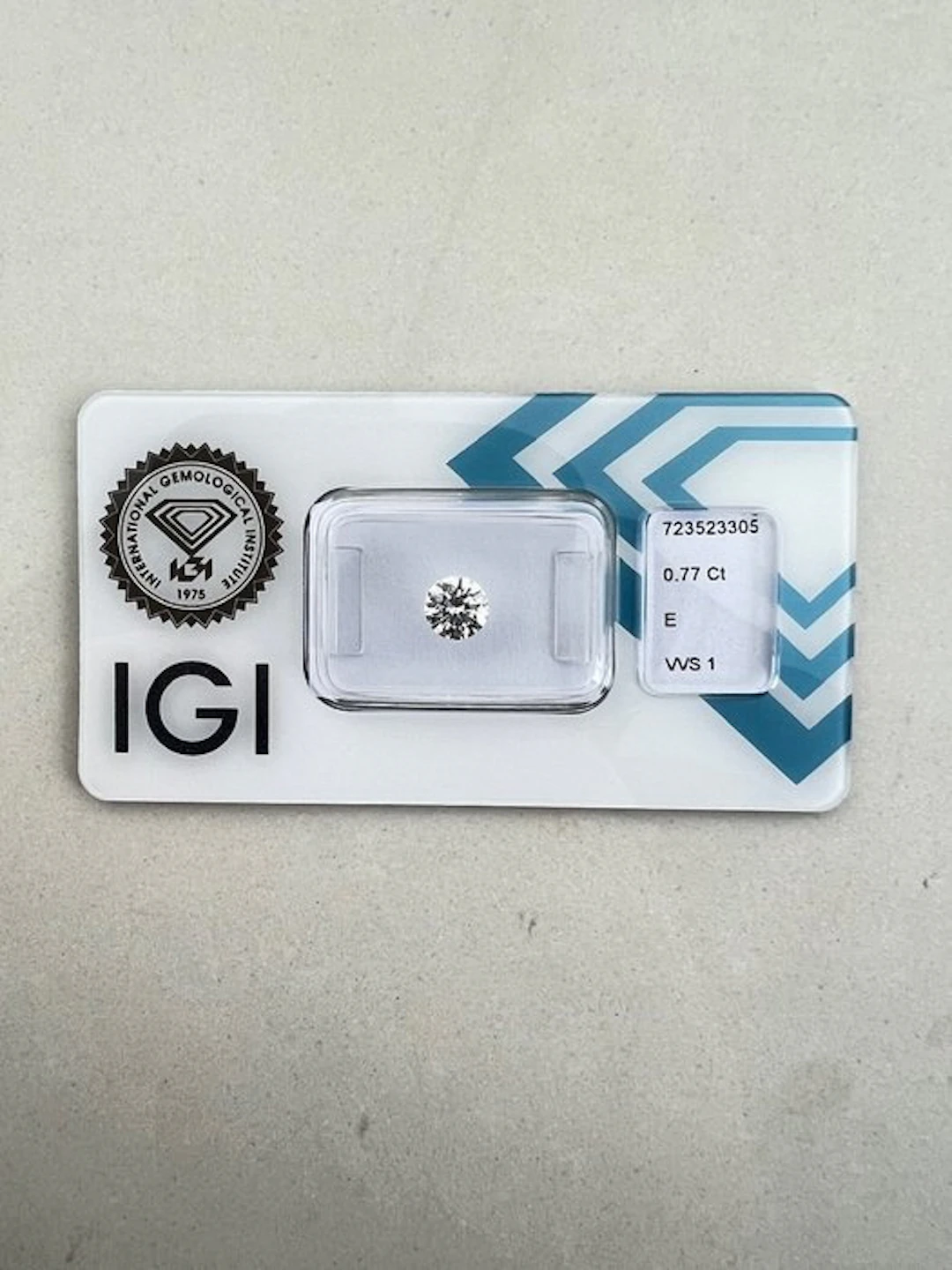 1 pcs Diamond (Natural) - 0.77 ct - Round - E - VVS1...