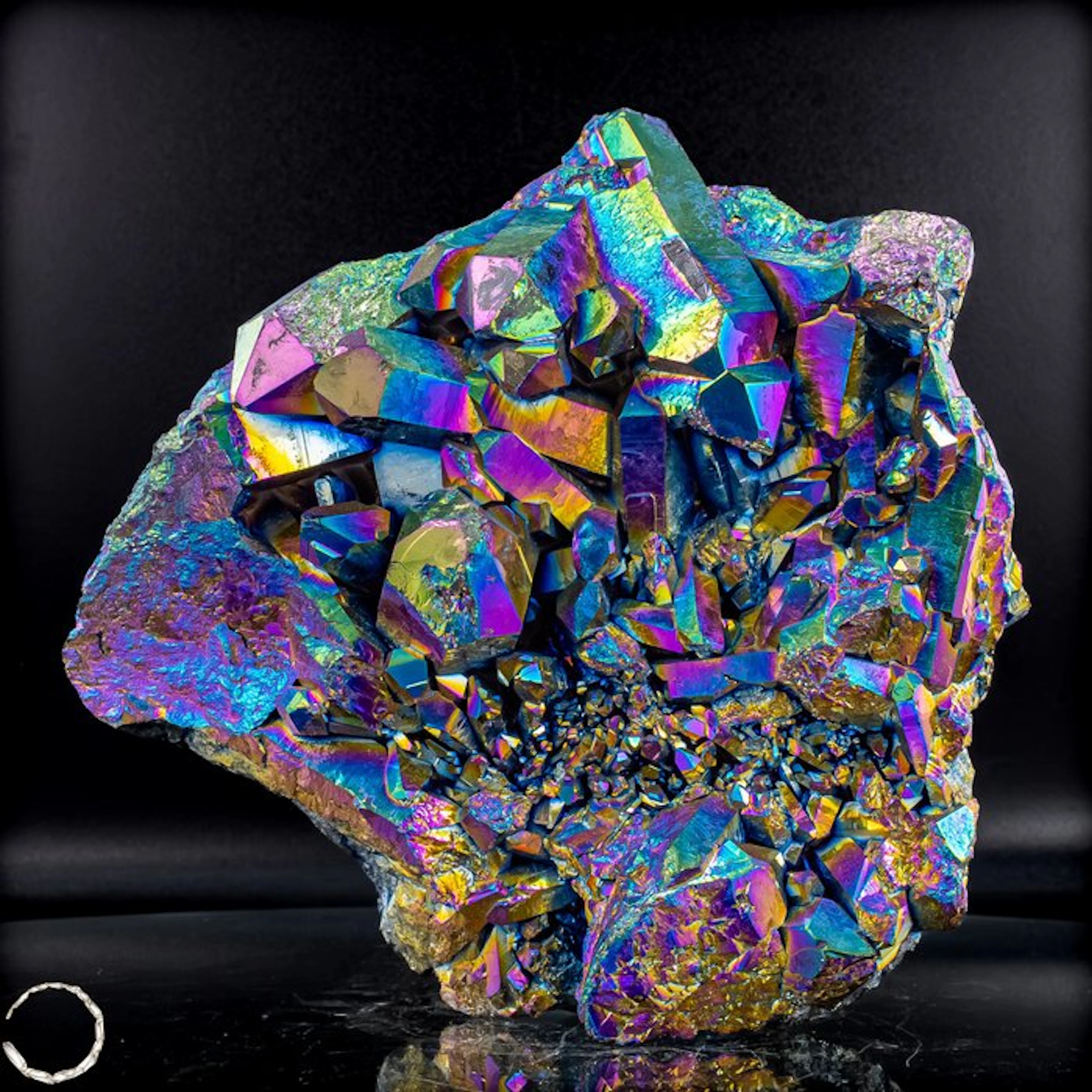 Rarer, beautiful Aura-Amethyst cluster Geode- 2575.26 g