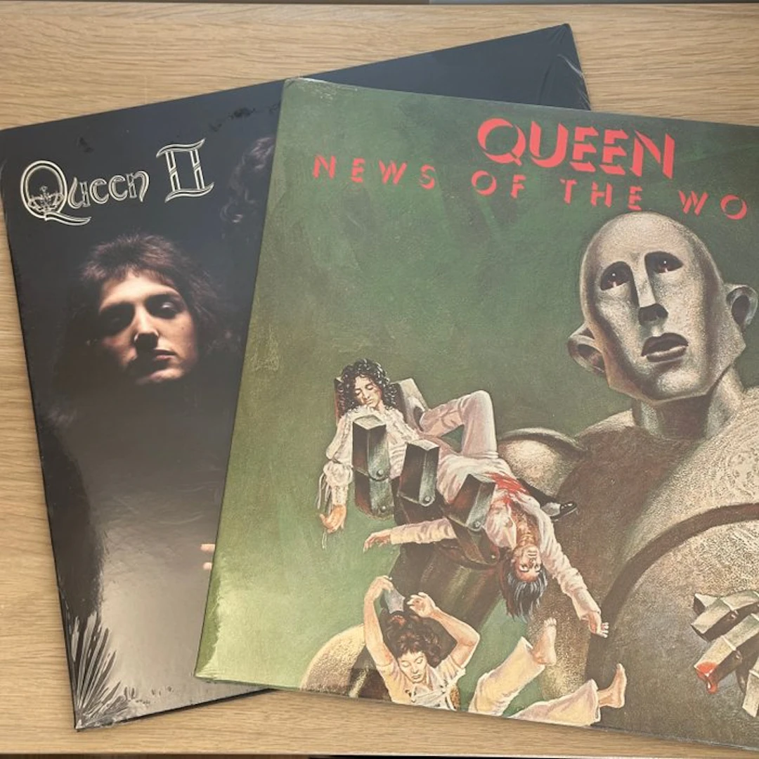 Queen - Queen II & News Of The World - LP albums (multiple items) - 2018