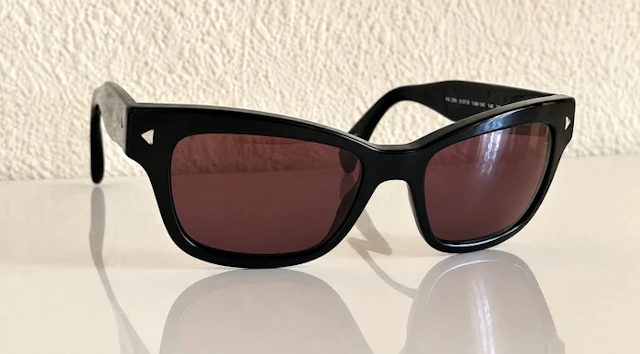 Prada - SPR 29R Vintage Women's Sunglasses Made in Italy 51-18-140 - Sunglasses