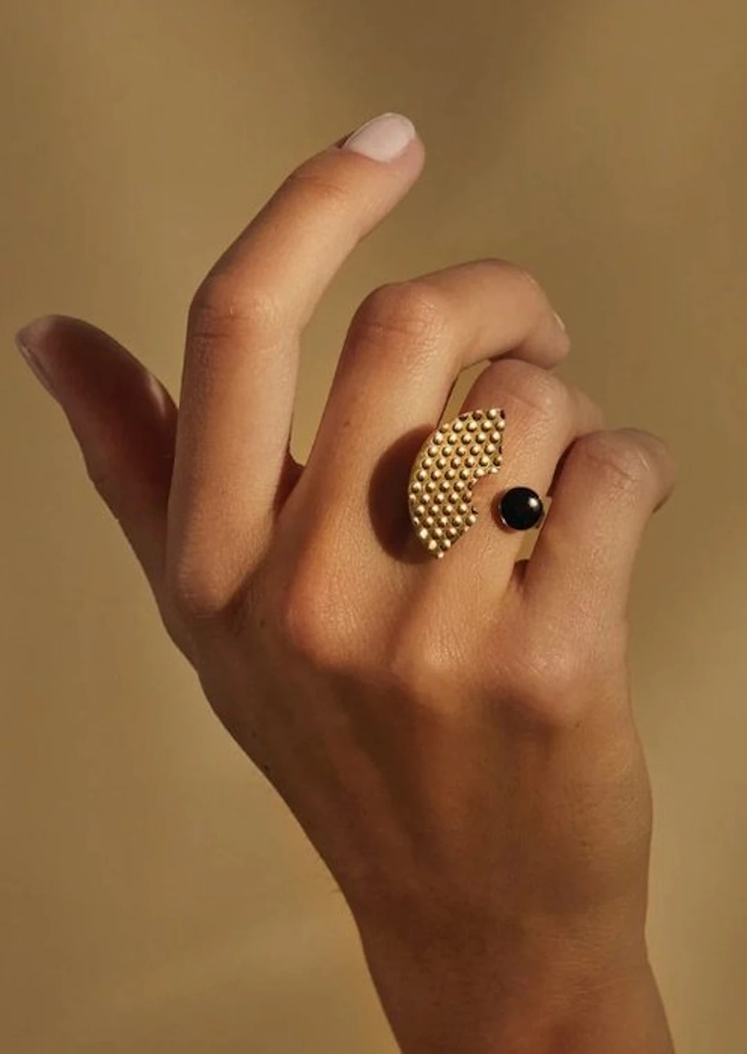 Alessi - steel, coated with hypoallergenic PVD, gold and black. (S) - Ring