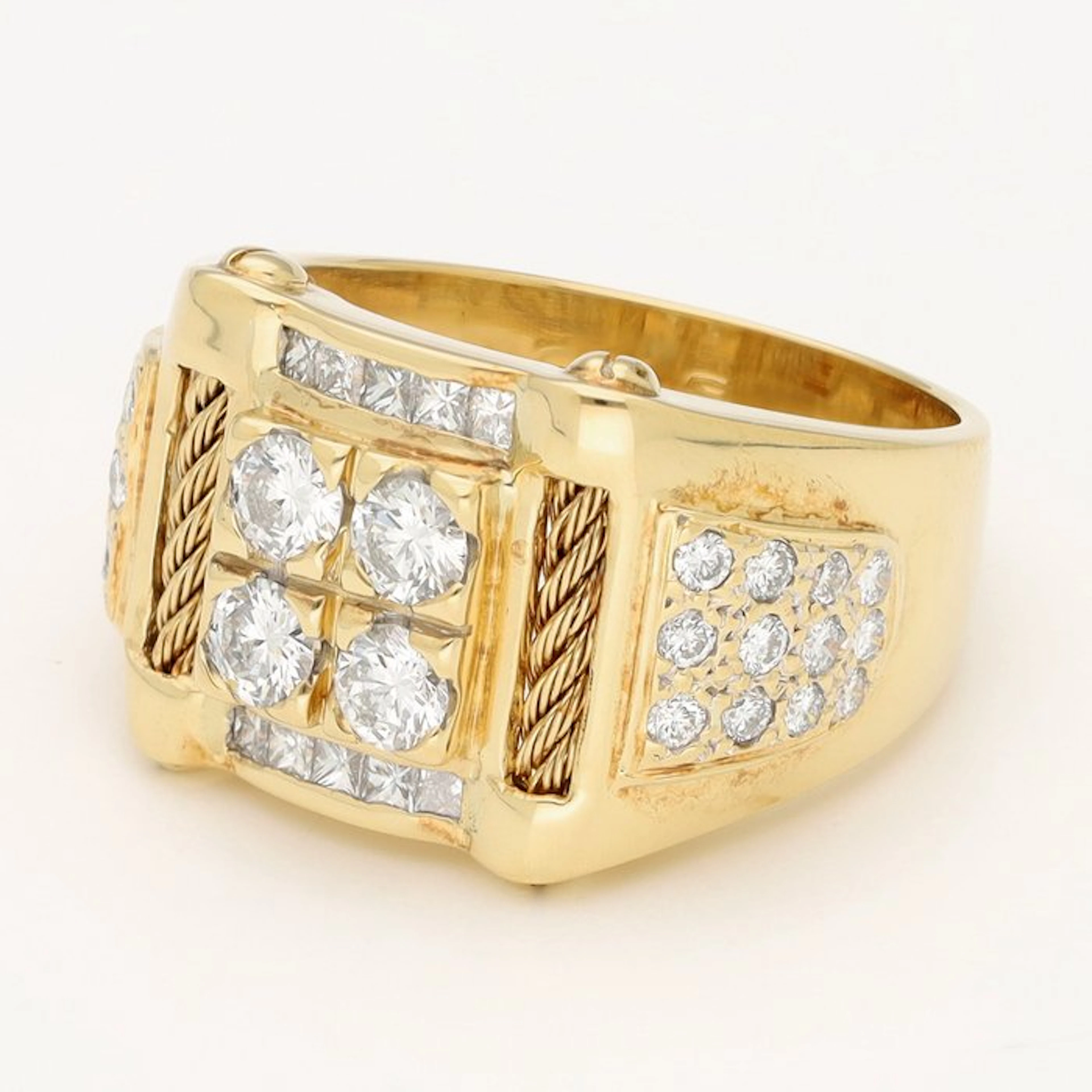 Ring - 21.6 kt. Yellow gold Diamond (Natural) - Diamond