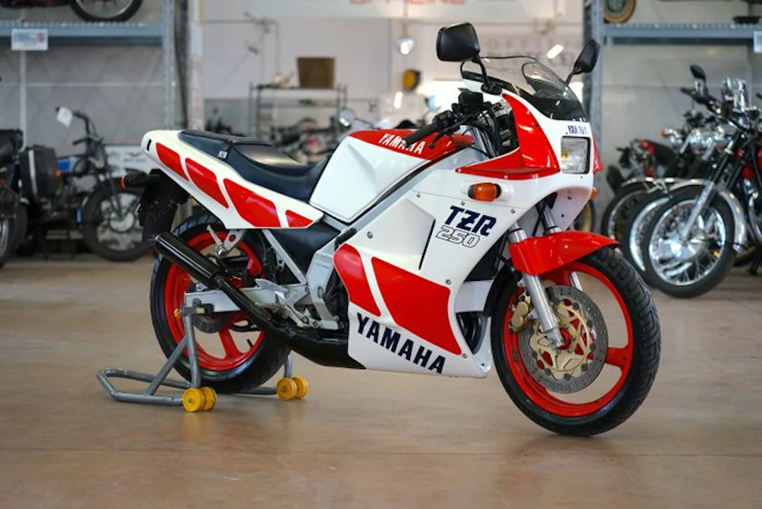 Yamaha - TZR 250 - 1988