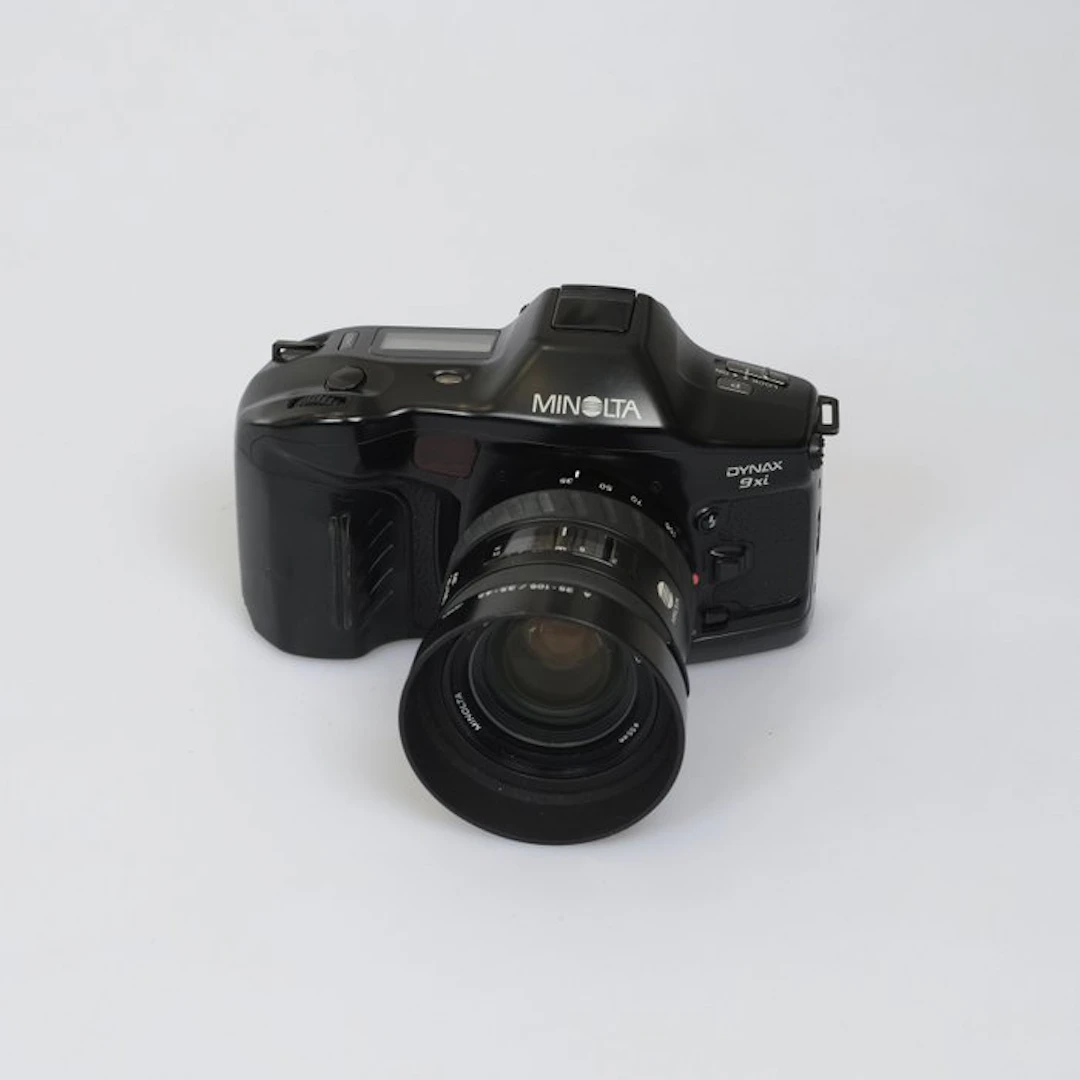 Minolta Dynax 9Xi + AF 3.5-4.5/35-105mm | Single lens reflex camera (SLR)
