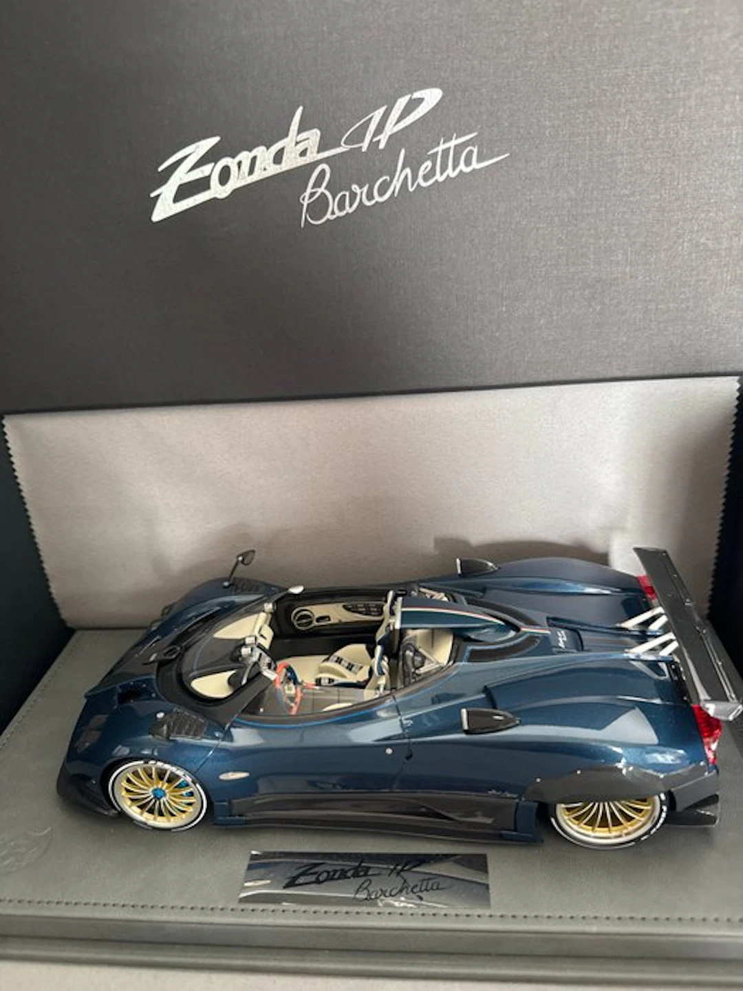 BBR Models 1:18 - Model car - Pagani Zonda HP Barchetta