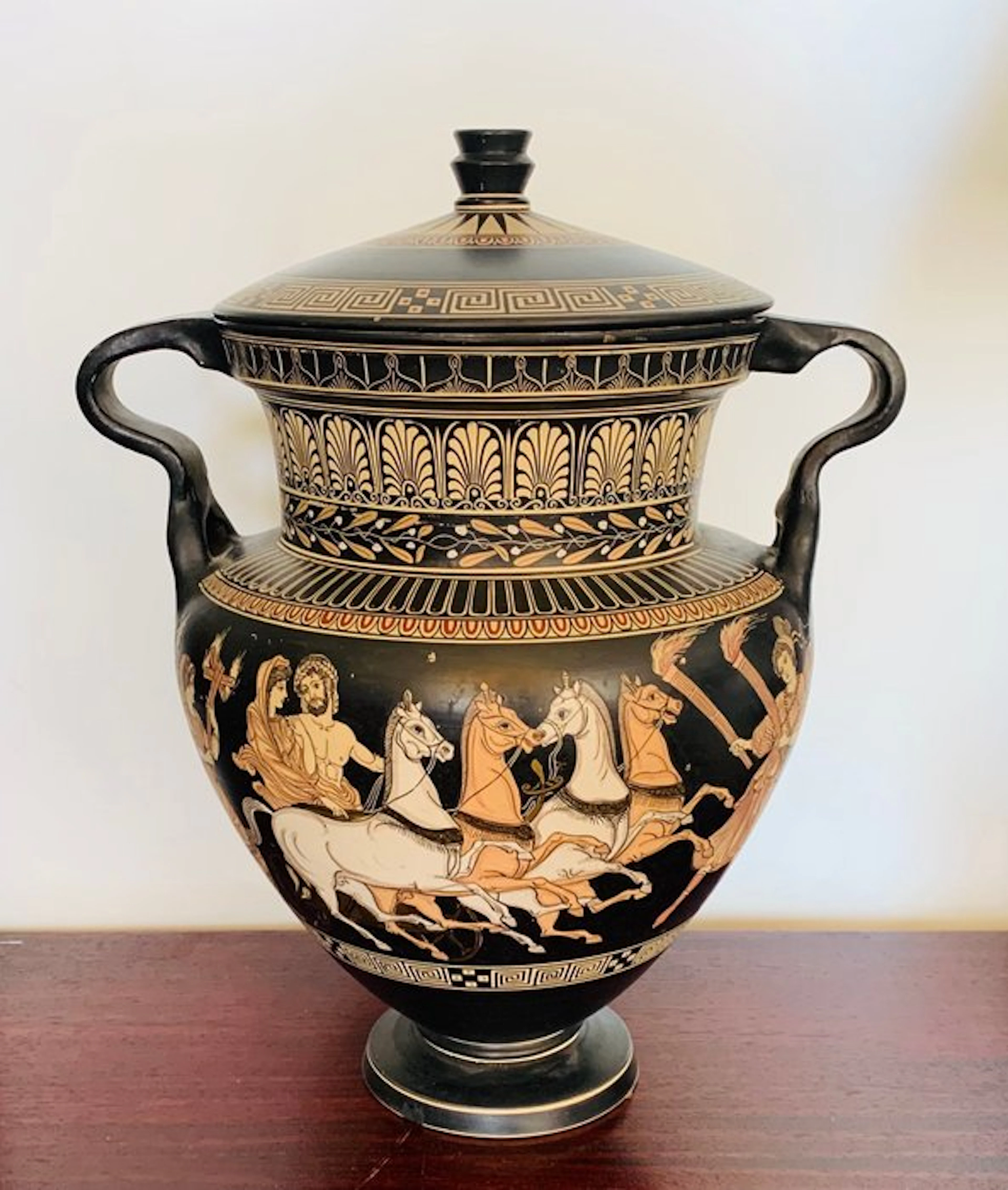 Offering vase - Abduction of proserpine by pluto...