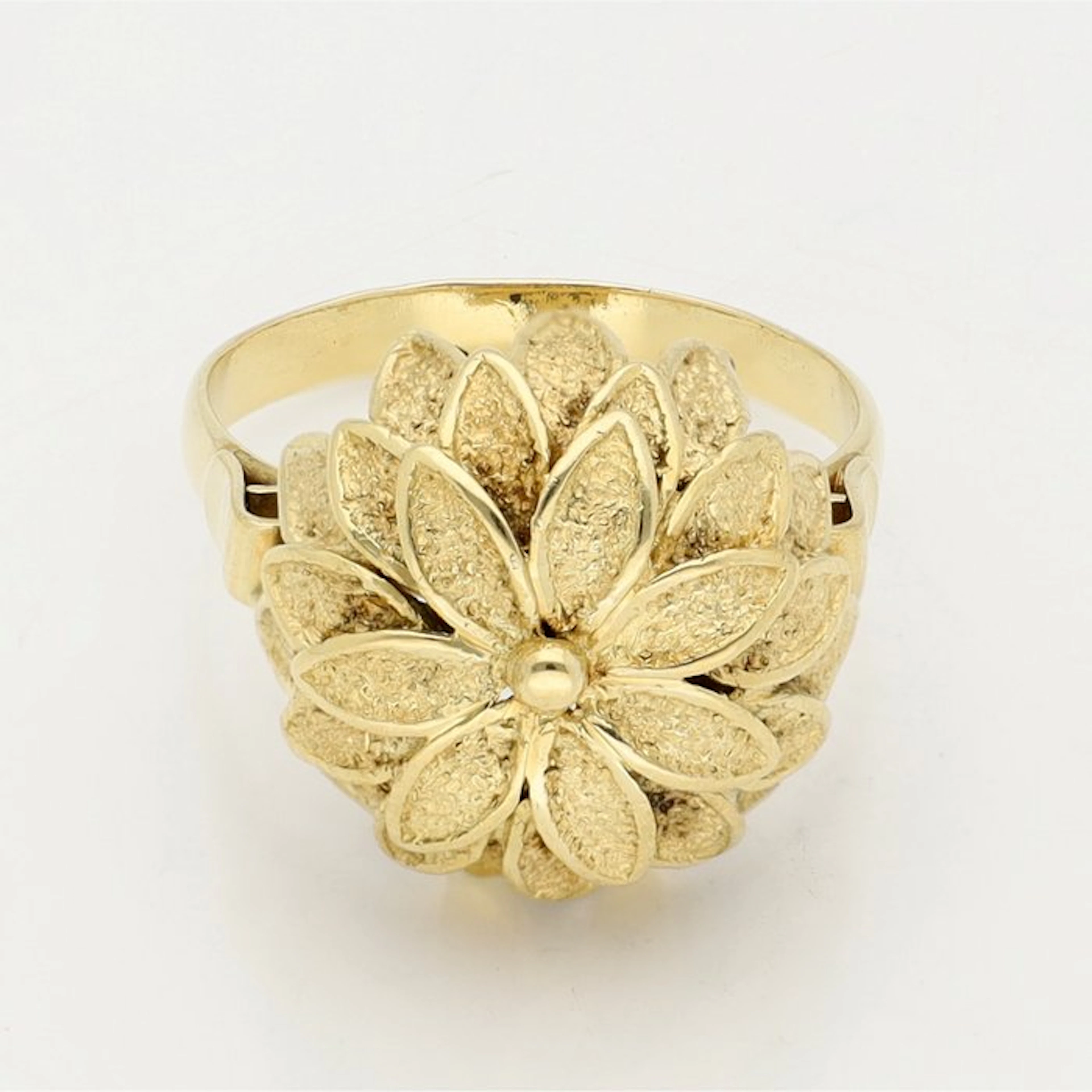 Ring - 18 kt. Yellow gold