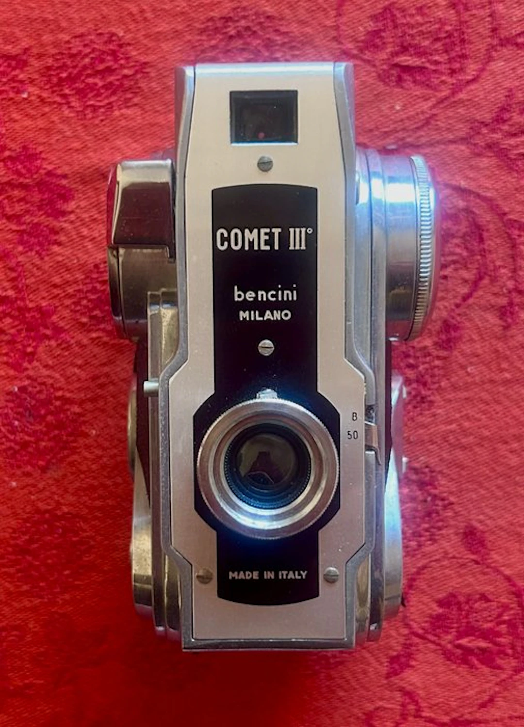Bencini Comet III Analogue camera