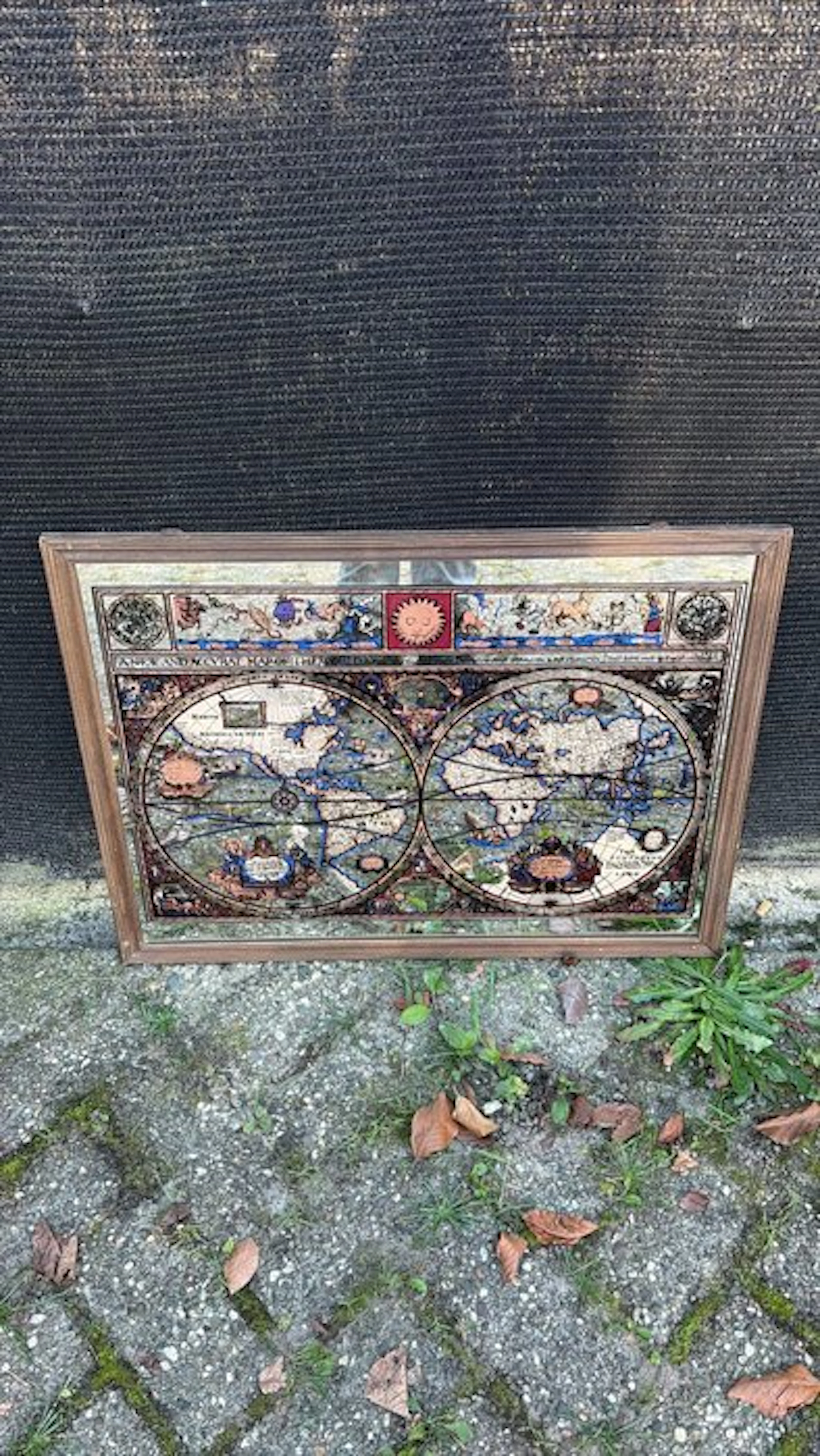 Antique world map – decorative mirror / wall decoration –...