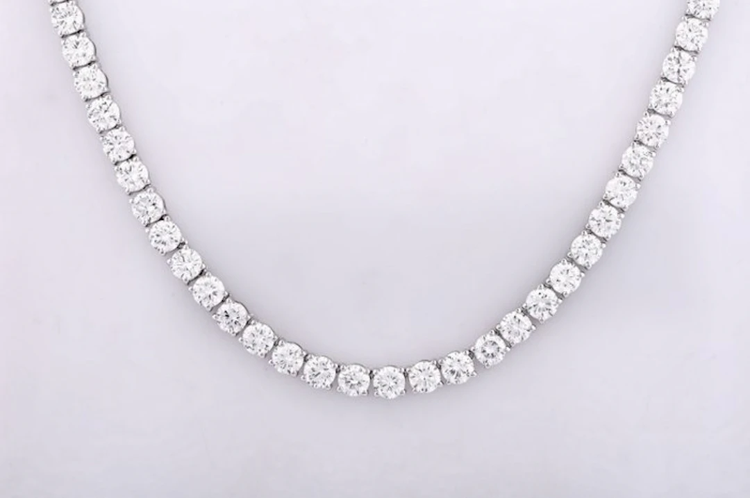 Necklace - 14 kt. White gold - 44.23ct. tw. Diamond (Lab-grown)