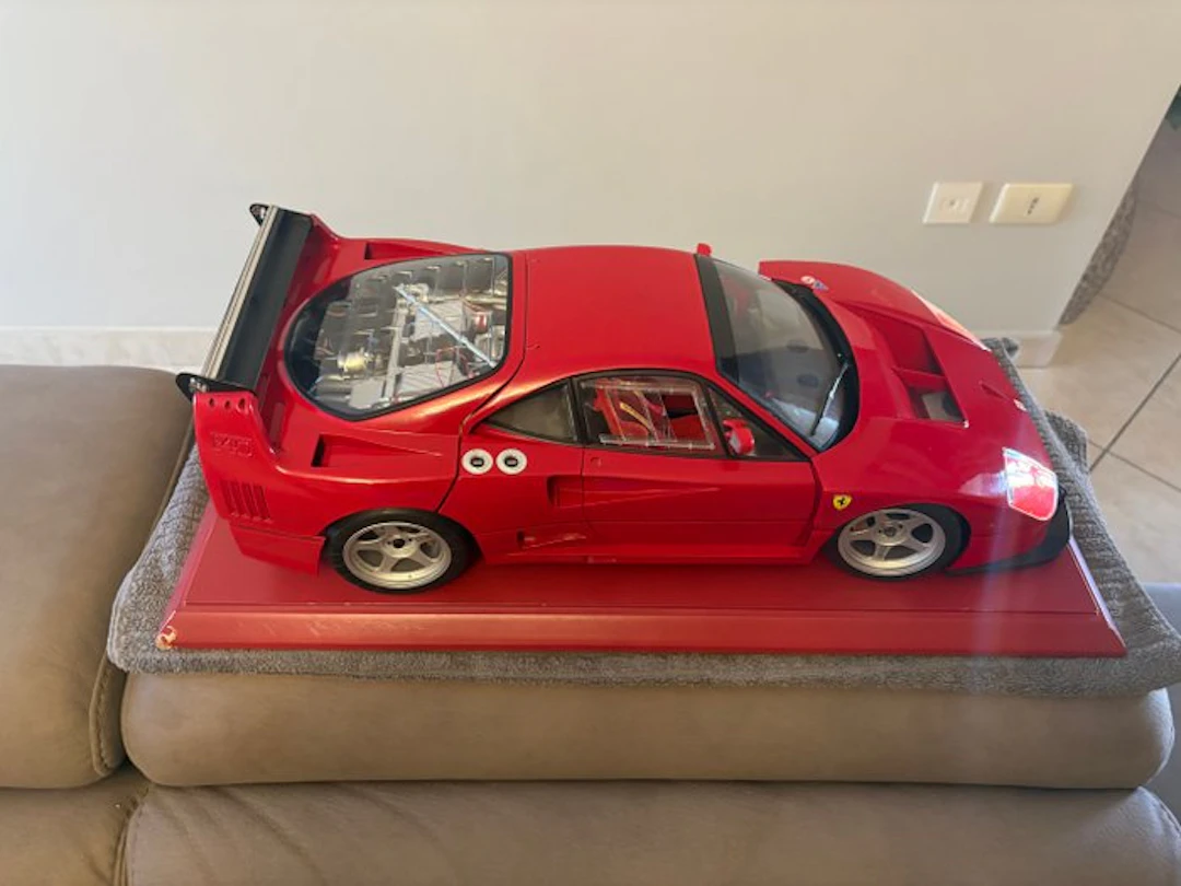 centauria 1:8 - Model car - Ferrari f40 LM - LM