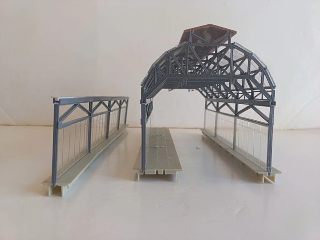 Faller H0 - Model train scenery (2) - Station platform...