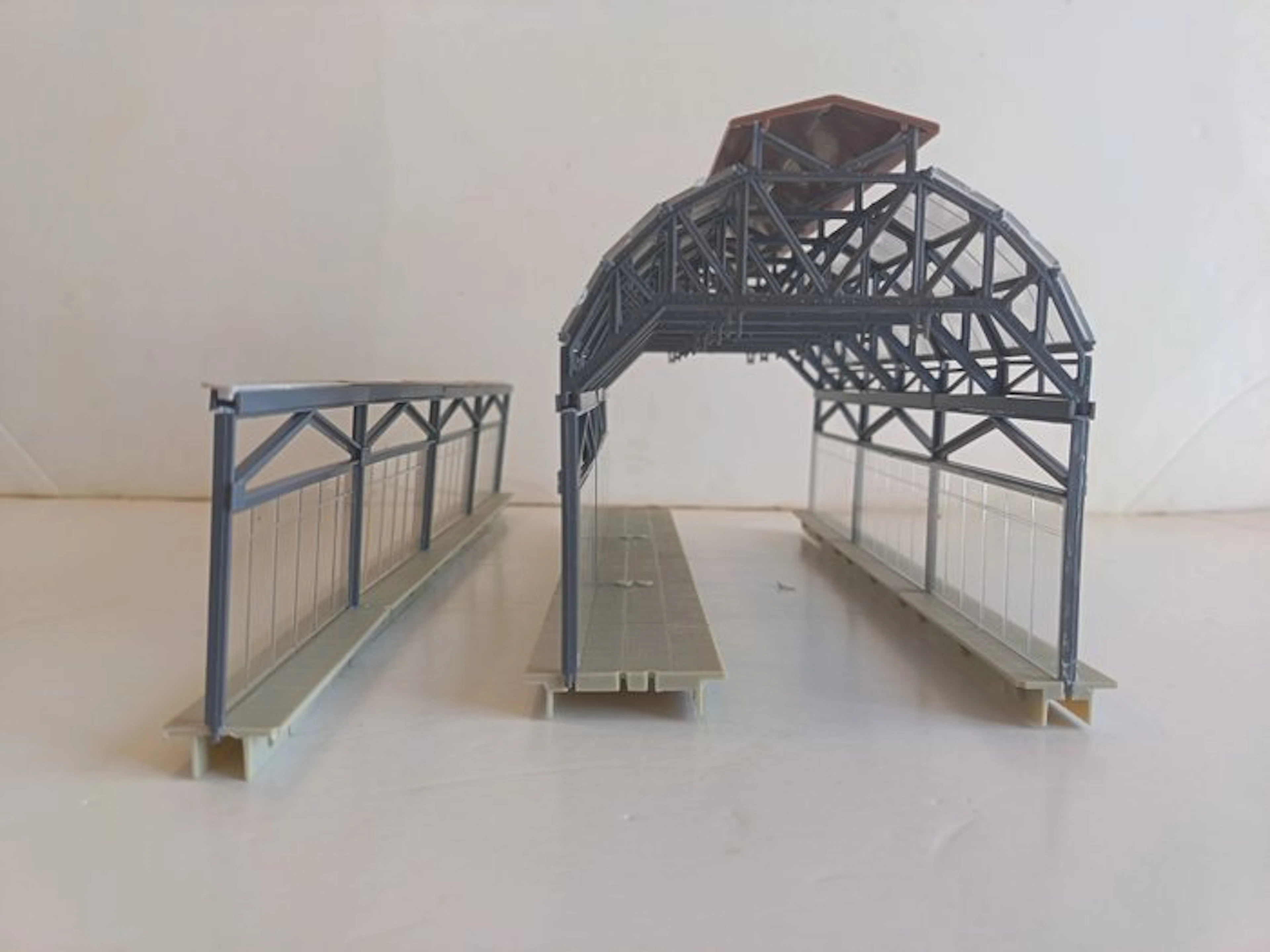 Faller H0 - Model train scenery (2) - Station platform...