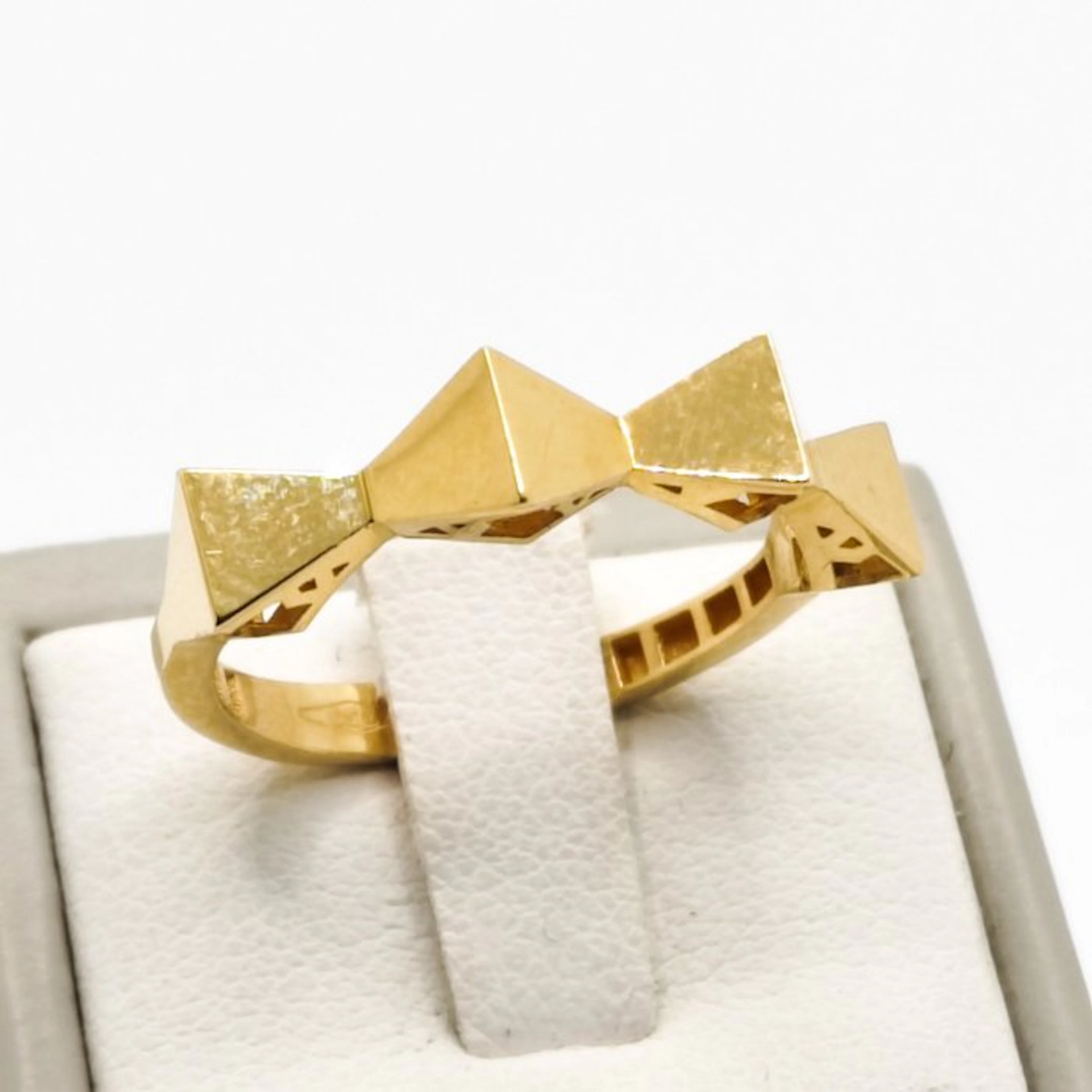 Ring - 18 kt. Yellow gold