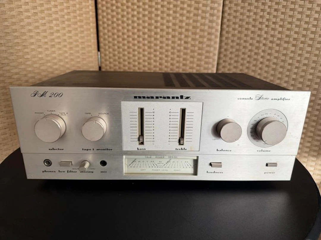 Marantz - PM200 Solid state integrated amplifier