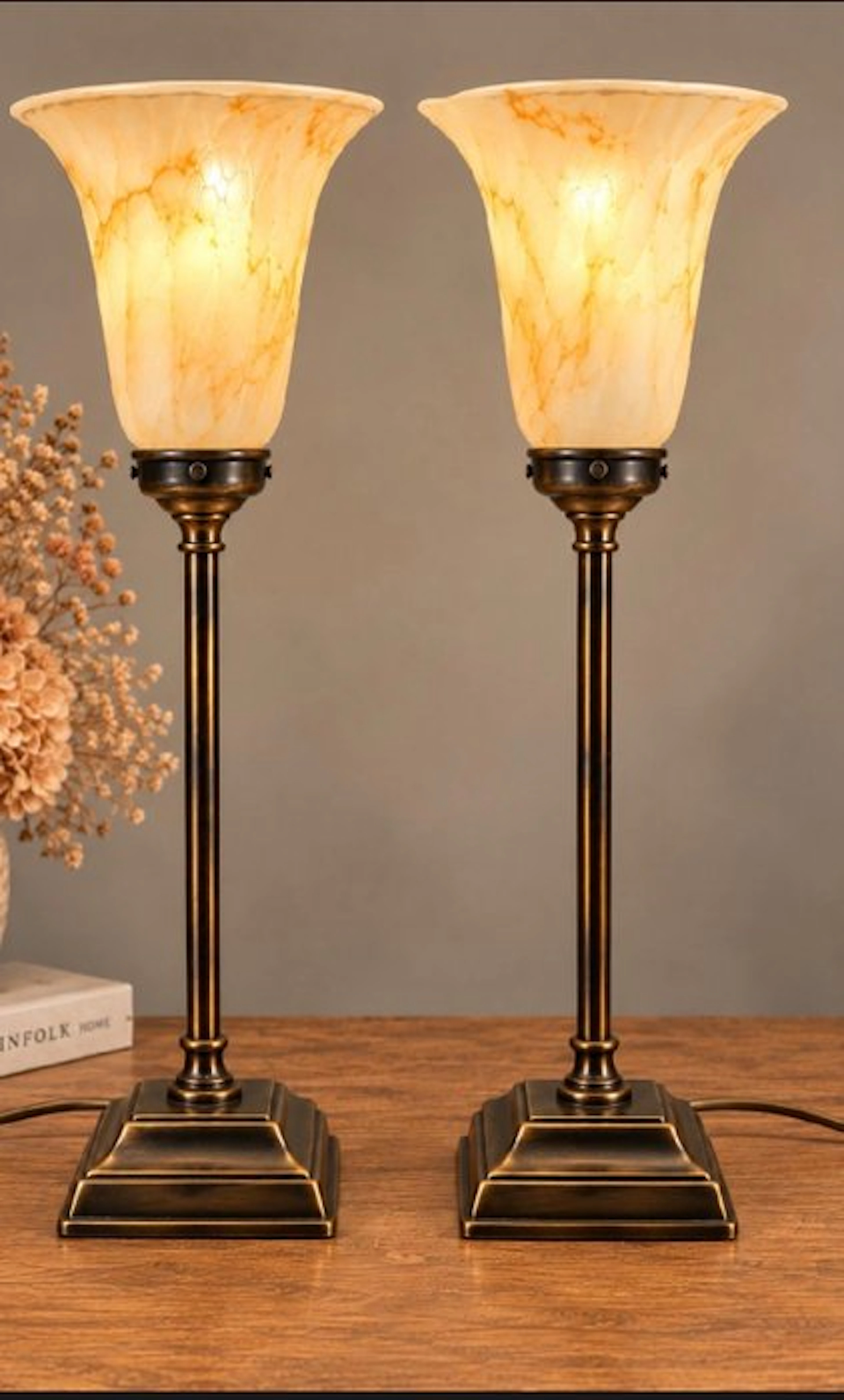 Lamp (2) - Brass, Glass, Metal - Beautiful pair of vintage tables.