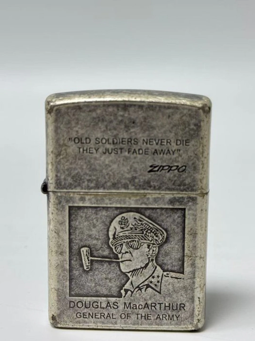 Zippo - Argento anticato – Generale MacArthur - No...