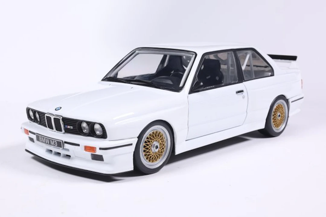 Solido 1:18 - Model car - BMW E30 M3 Race ready (1987)...