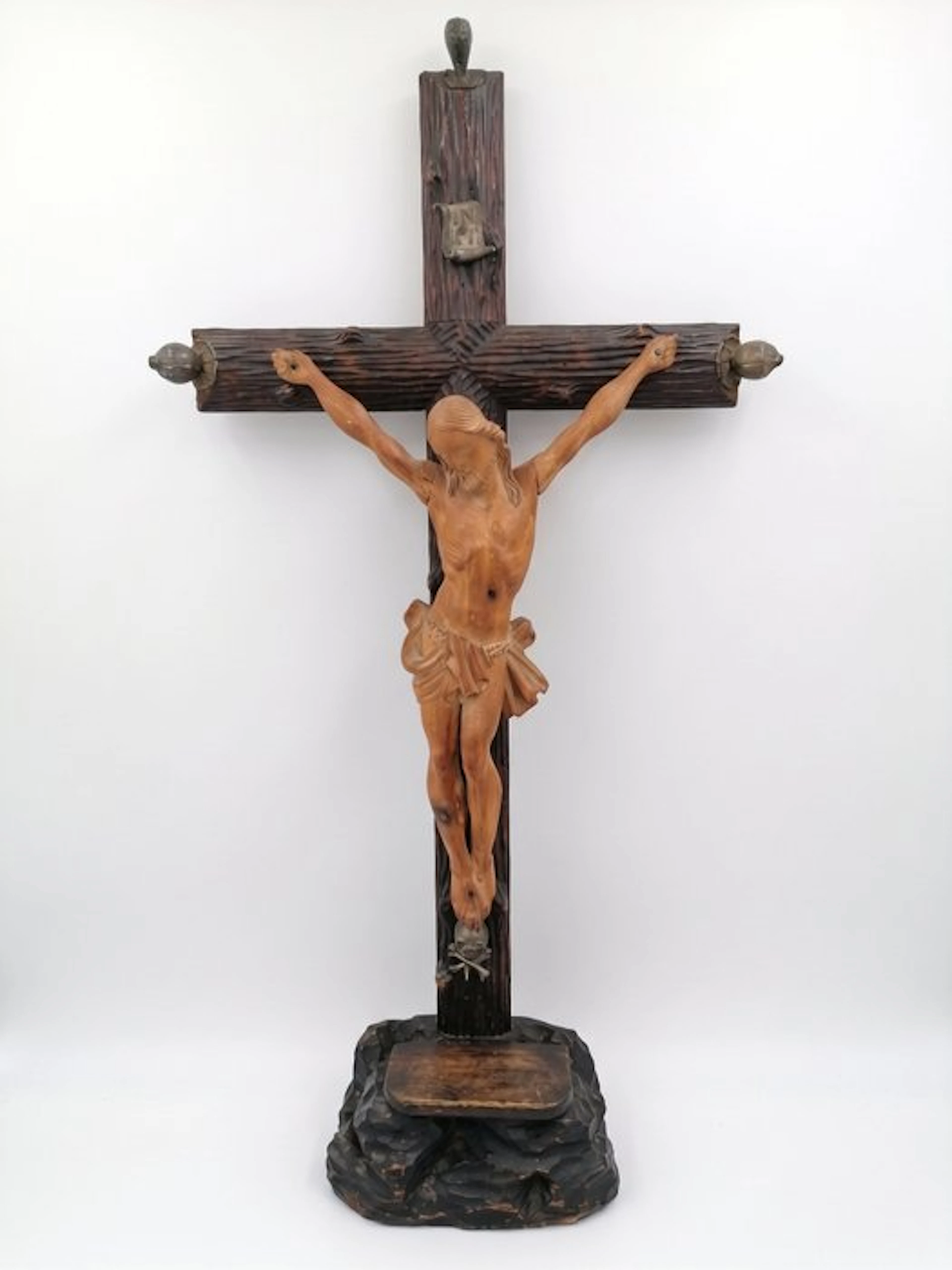Crucifix - Pear - 1900-1910 - Crucifix pear wood