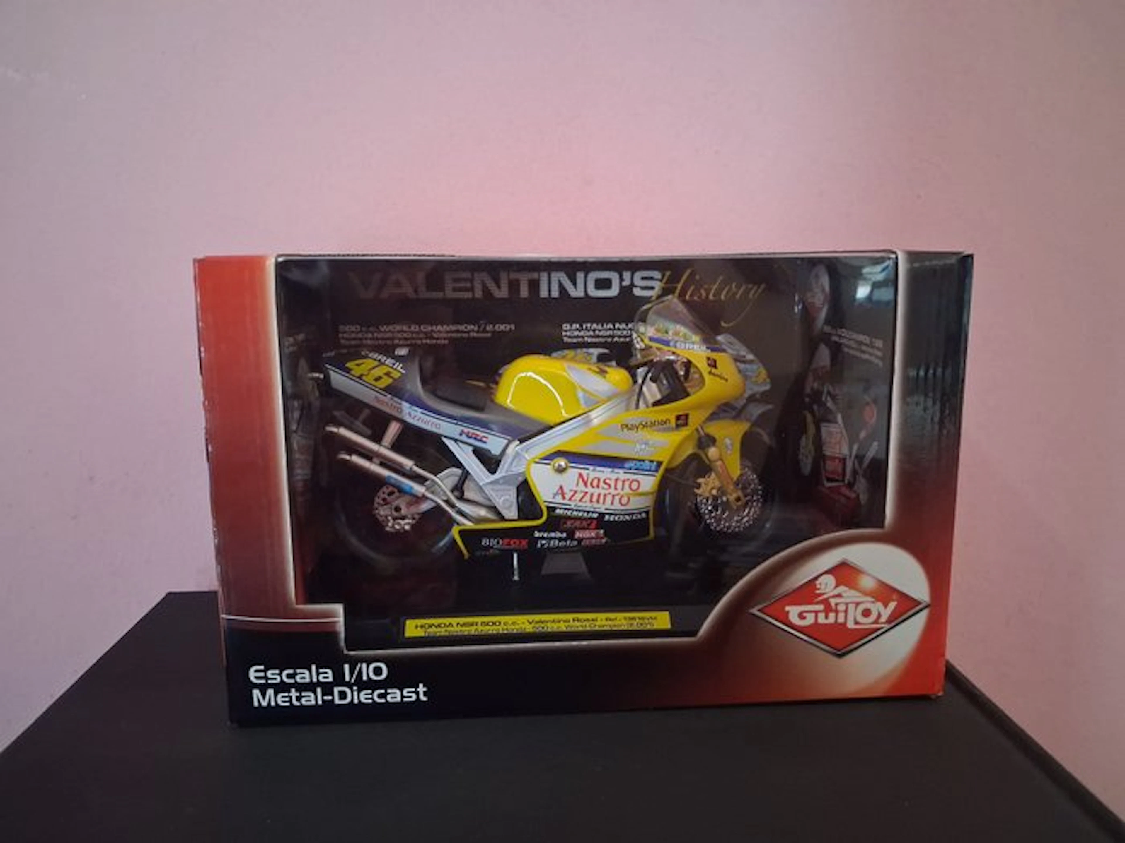 Guiloy 1:10 - Model motorcycle - Valentino Rossi - Honda...